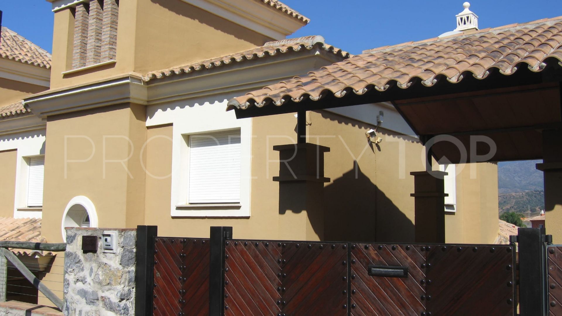 Semi detached house for sale in Santa Clara