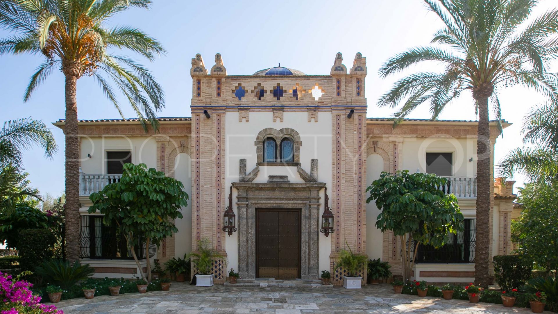 La Quinta de Sierra Blanca 5 bedrooms mansion for sale