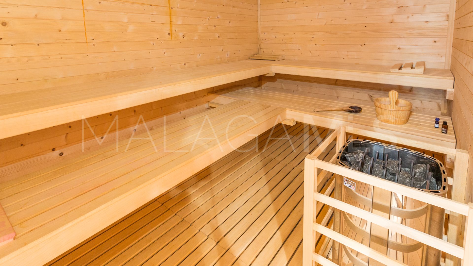 Buy villa in Hacienda las Chapas