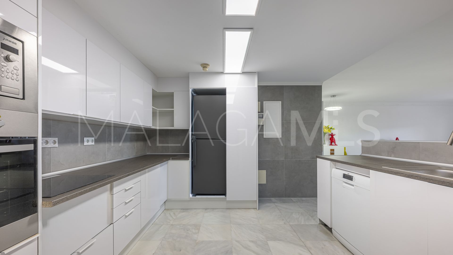 For sale Monte Paraiso 3 bedrooms ground floor apartment