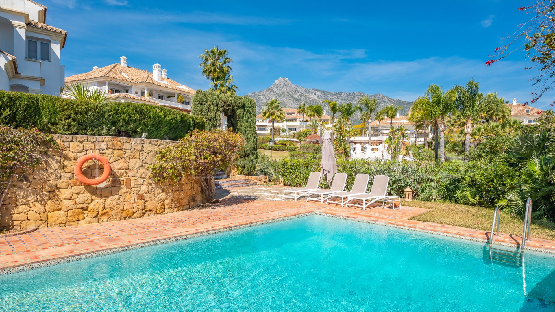 For sale Monte Paraiso 3 bedrooms ground floor apartment