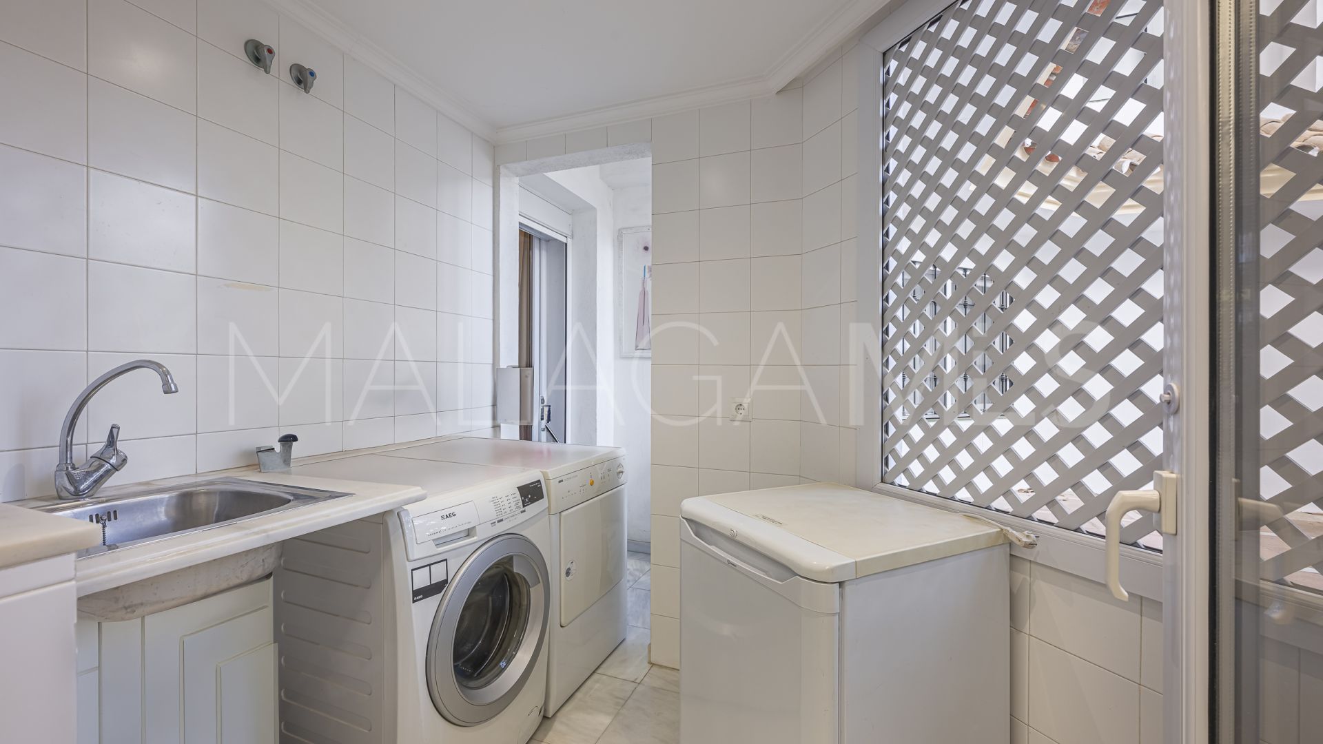 For sale Monte Paraiso 3 bedrooms ground floor apartment