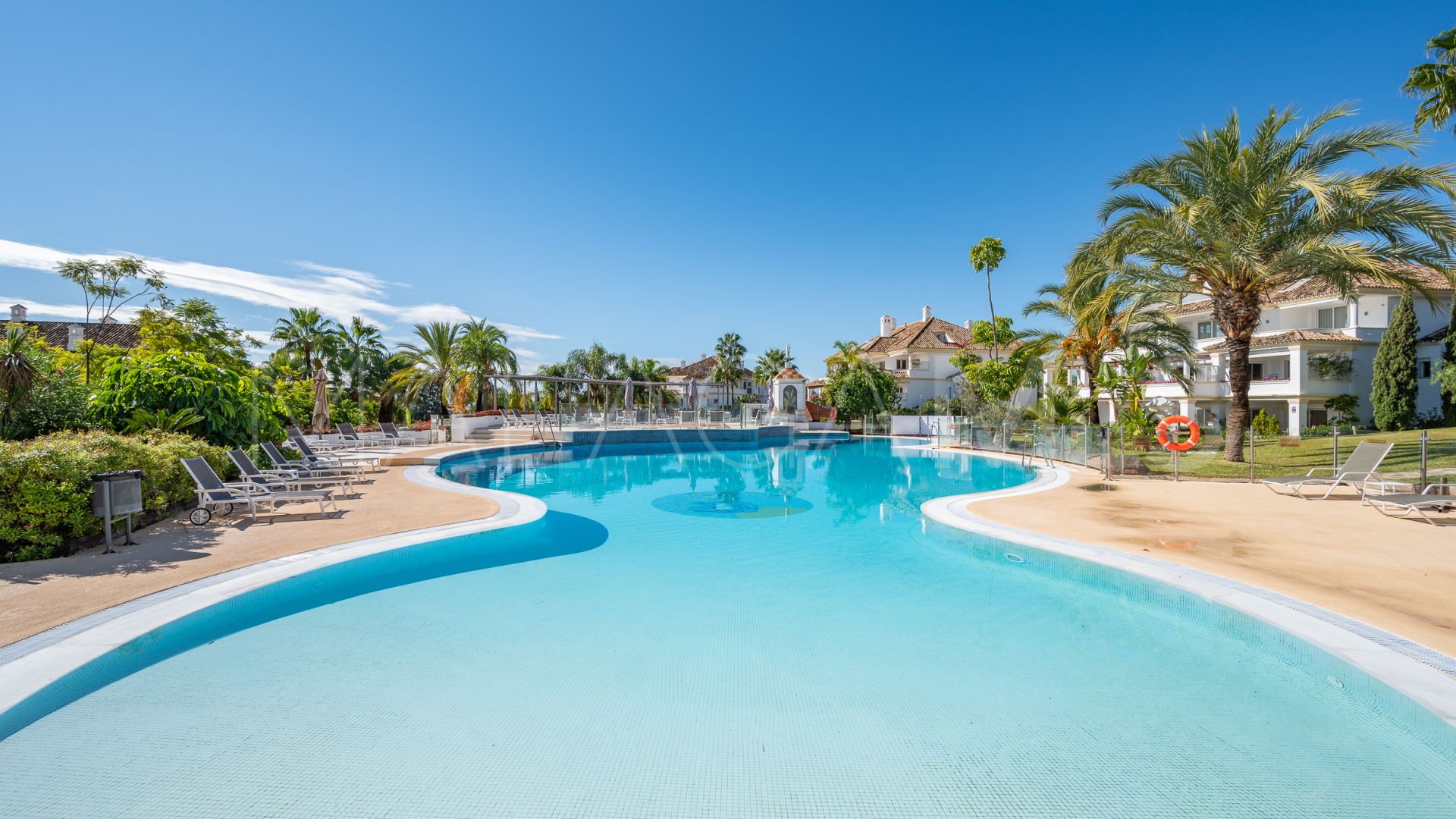 For sale Monte Paraiso 3 bedrooms ground floor apartment