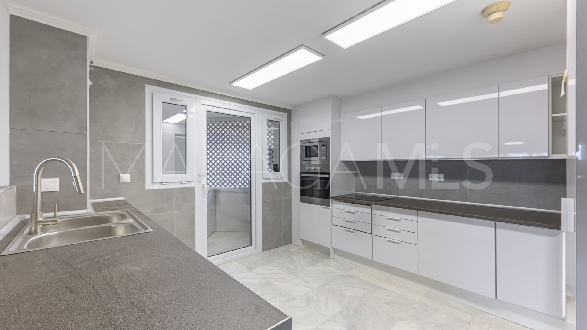 For sale Monte Paraiso 3 bedrooms ground floor apartment