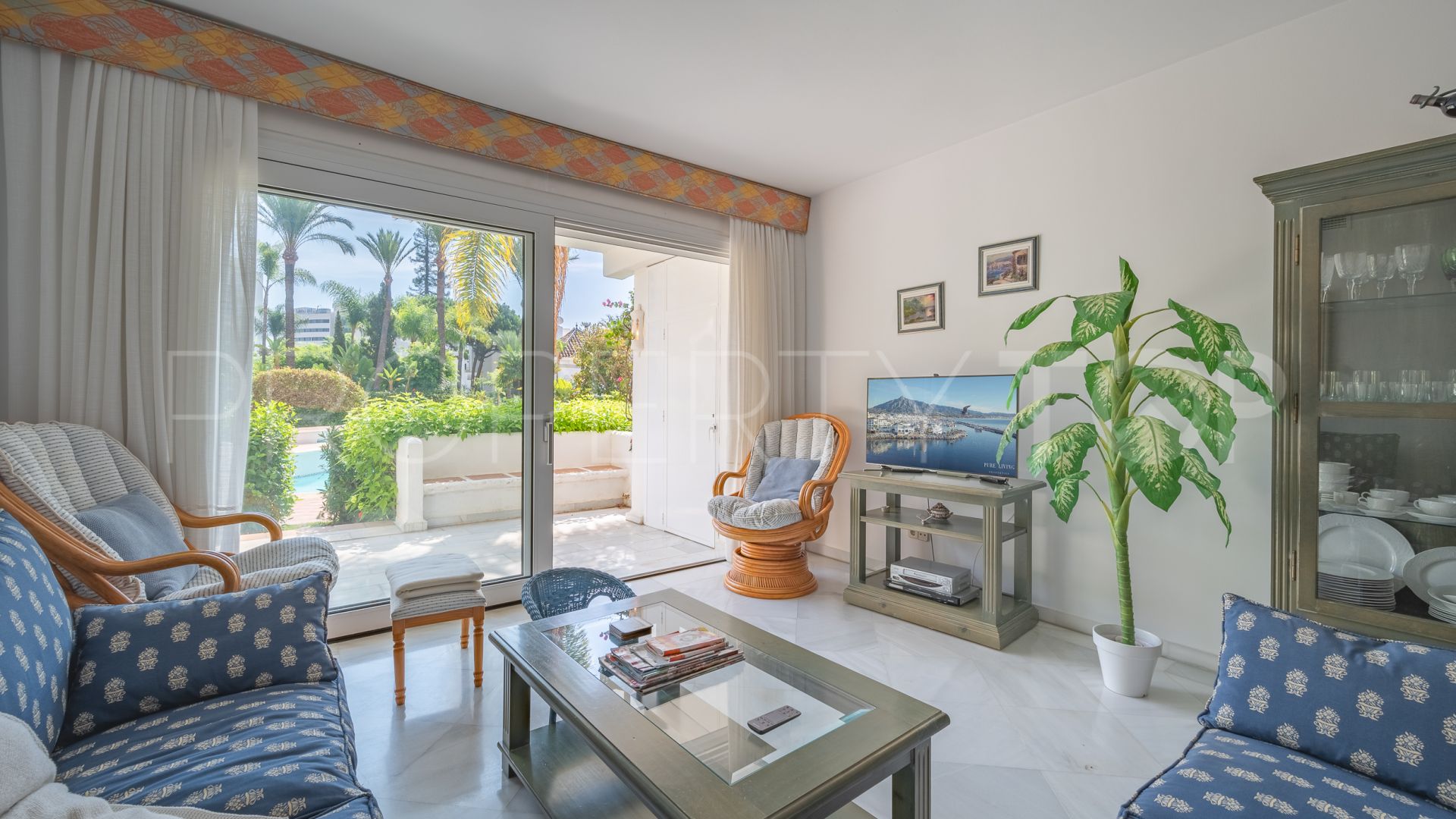 Ground Floor Apartment in Alhambra del Mar 2BR, 2BA, 167m², €1.3M