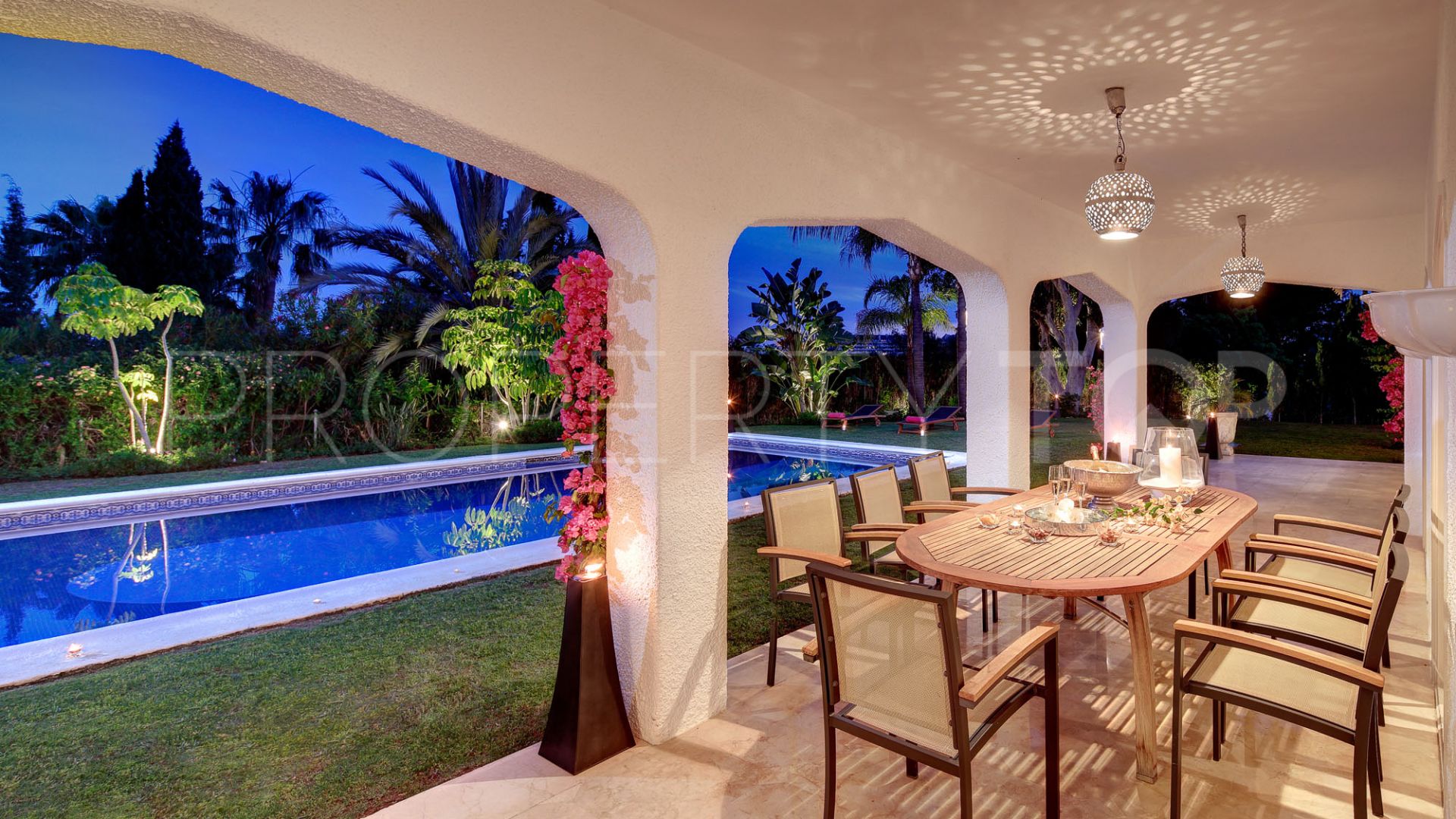 For sale Atalaya de Rio Verde villa with 7 bedrooms