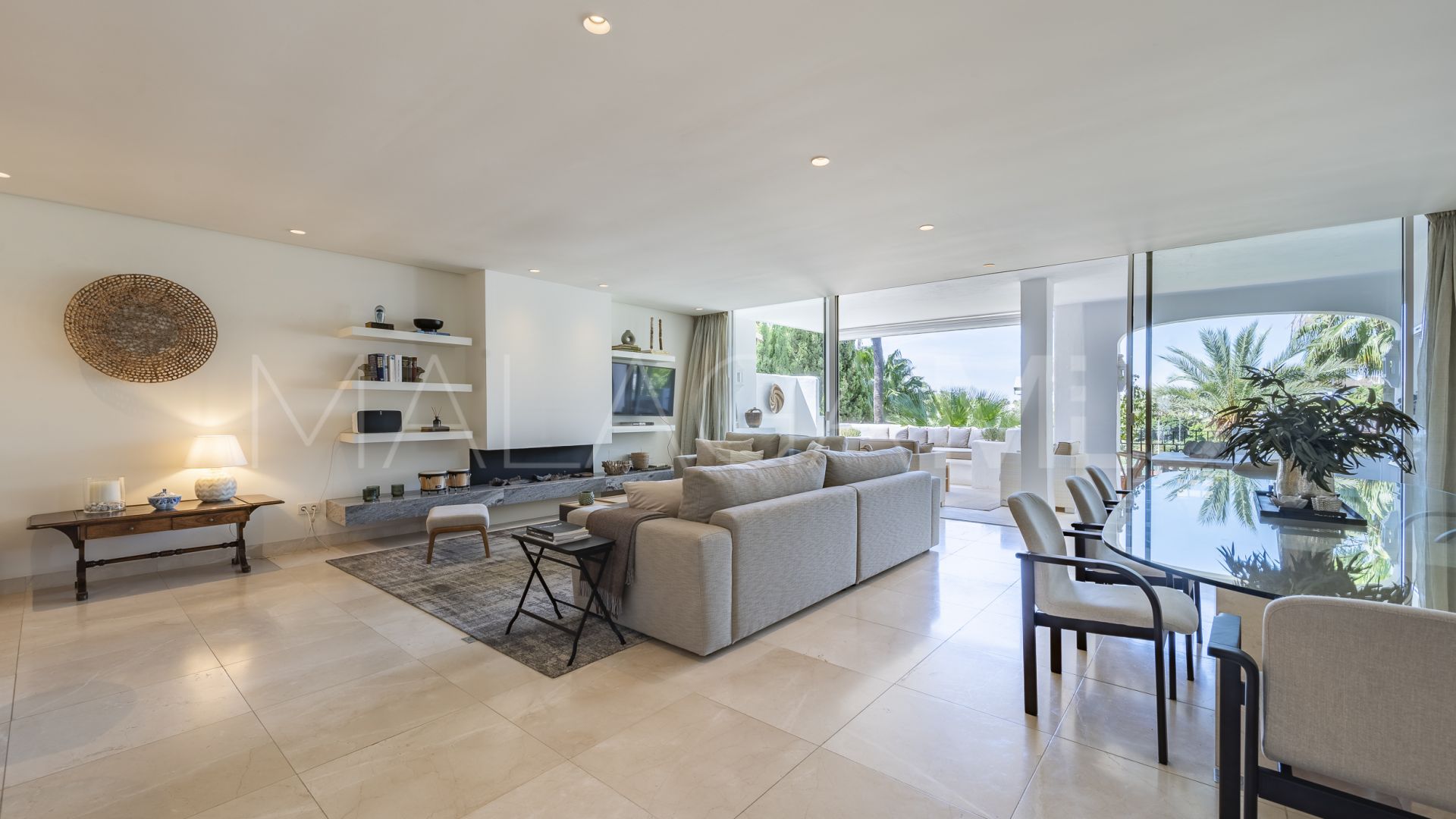 Duplex penthouse for sale in Marina Puente Romano