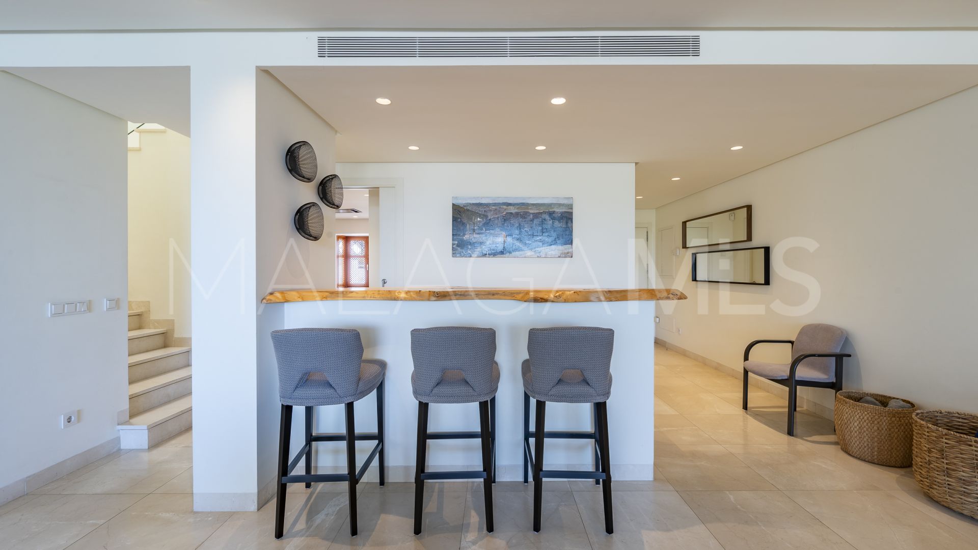 Duplex penthouse for sale in Marina Puente Romano