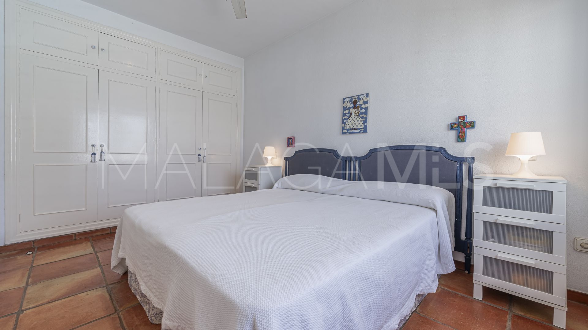 Buy Marbesa 6 bedrooms villa