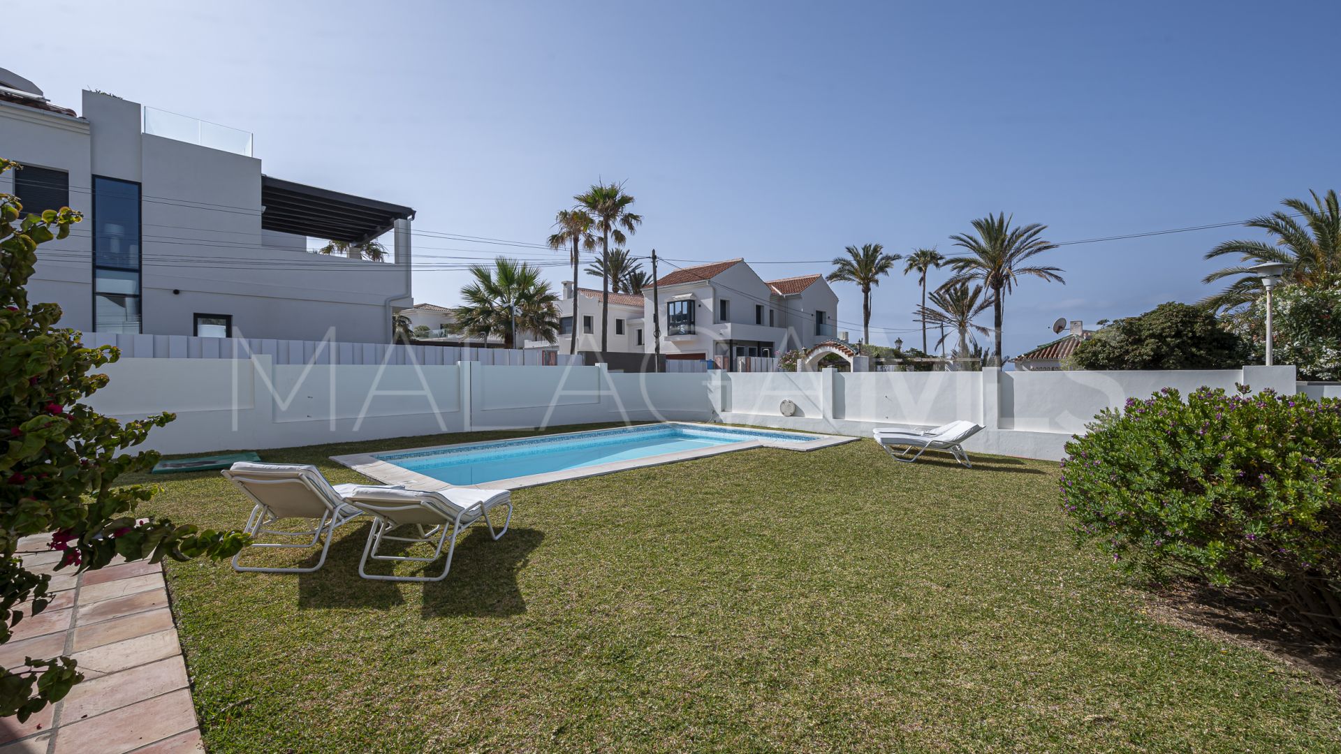 Buy Marbesa 6 bedrooms villa