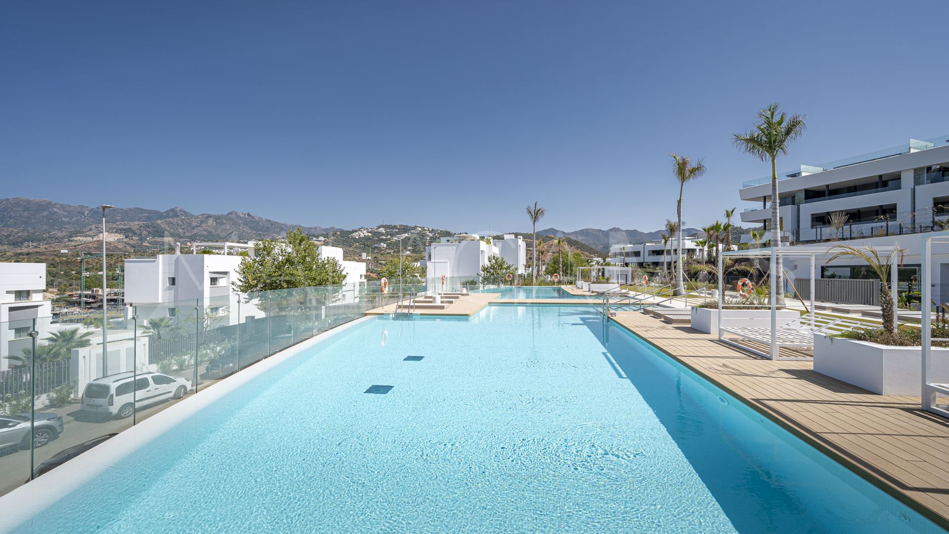 Appartement rez de chaussée for sale in Marbella Est