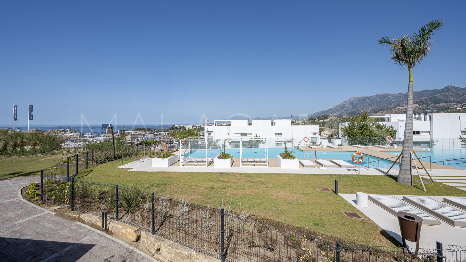 Appartement rez de chaussée for sale in Marbella Est