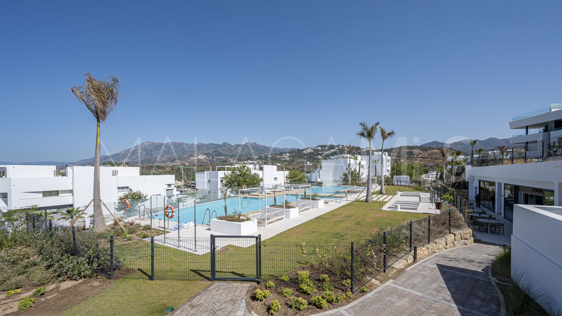 Appartement rez de chaussée for sale in Marbella Est