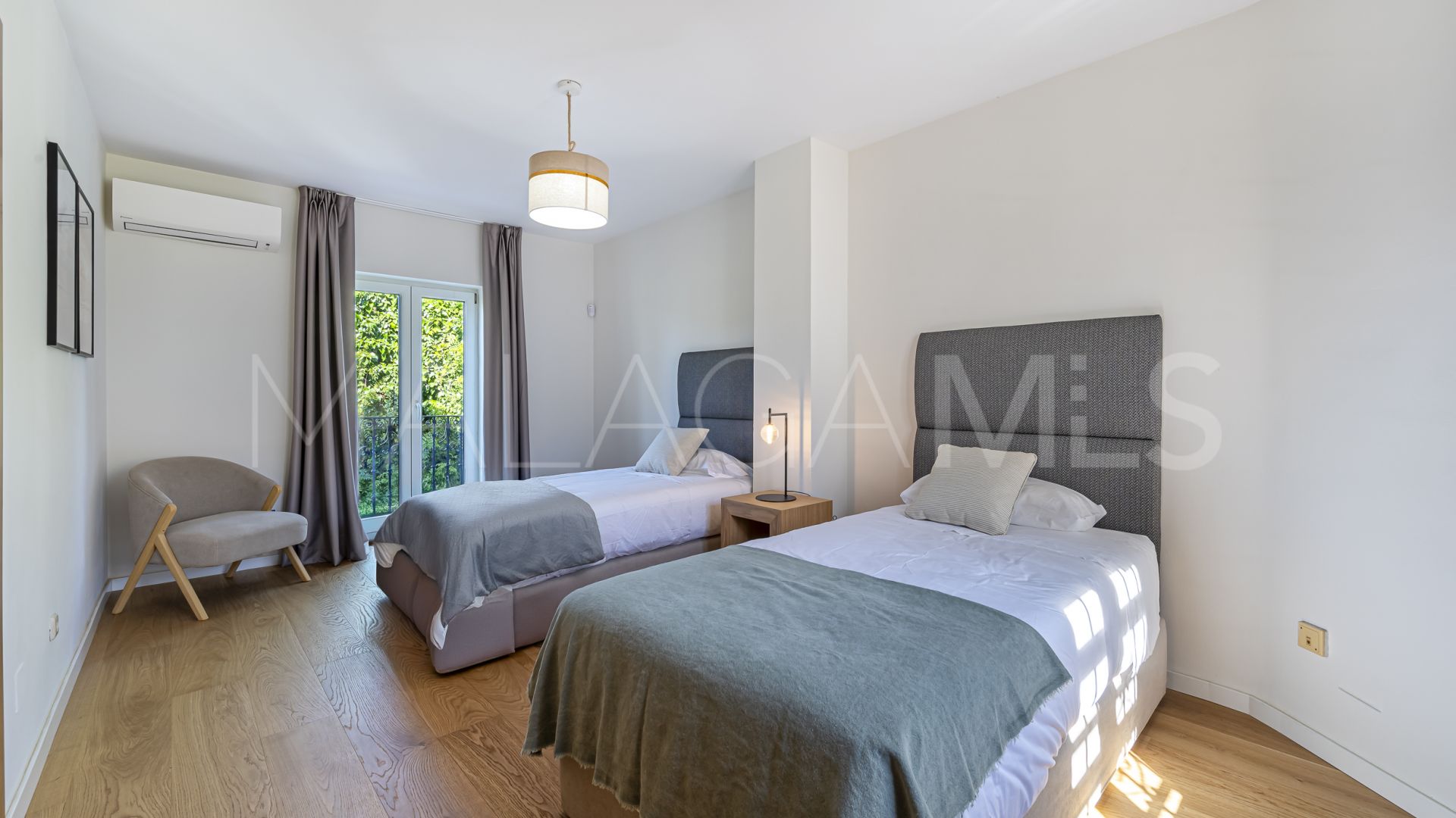 Adosado for sale in La Virginia