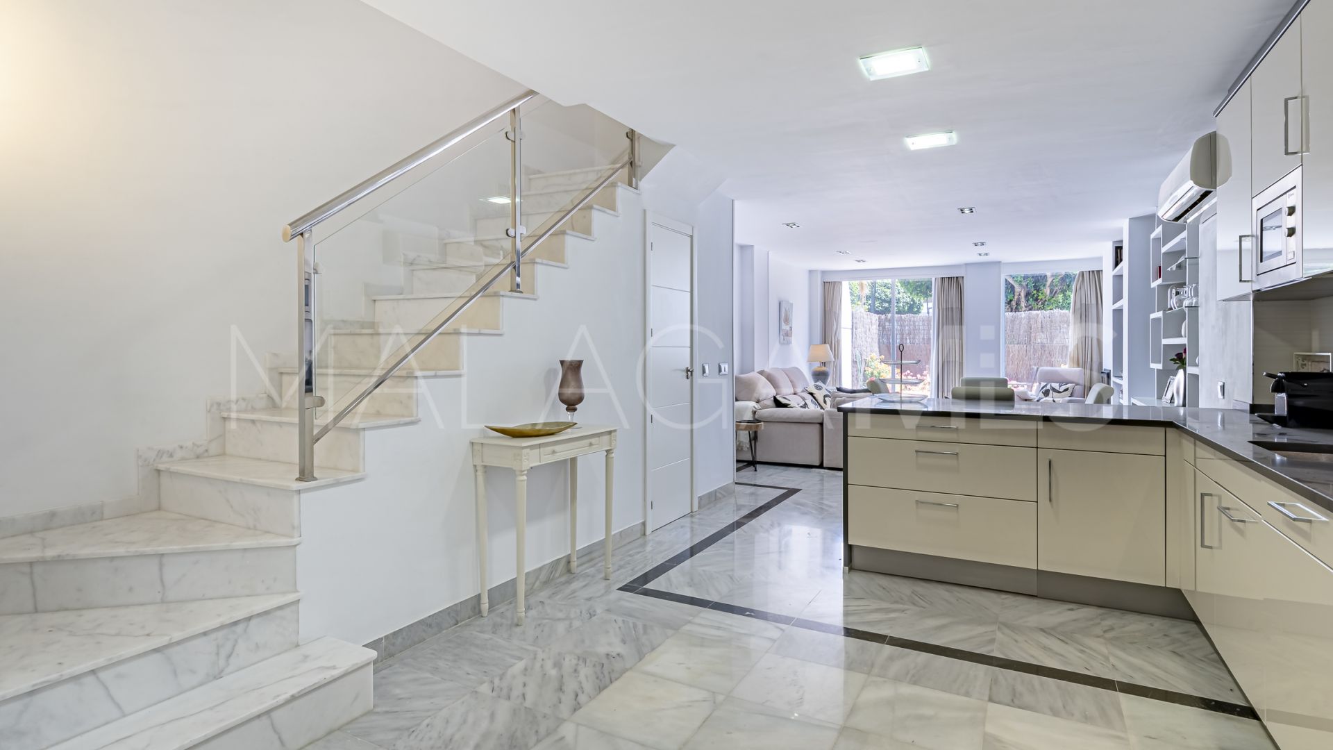 Appartement rez de chaussée for sale in Marbella House