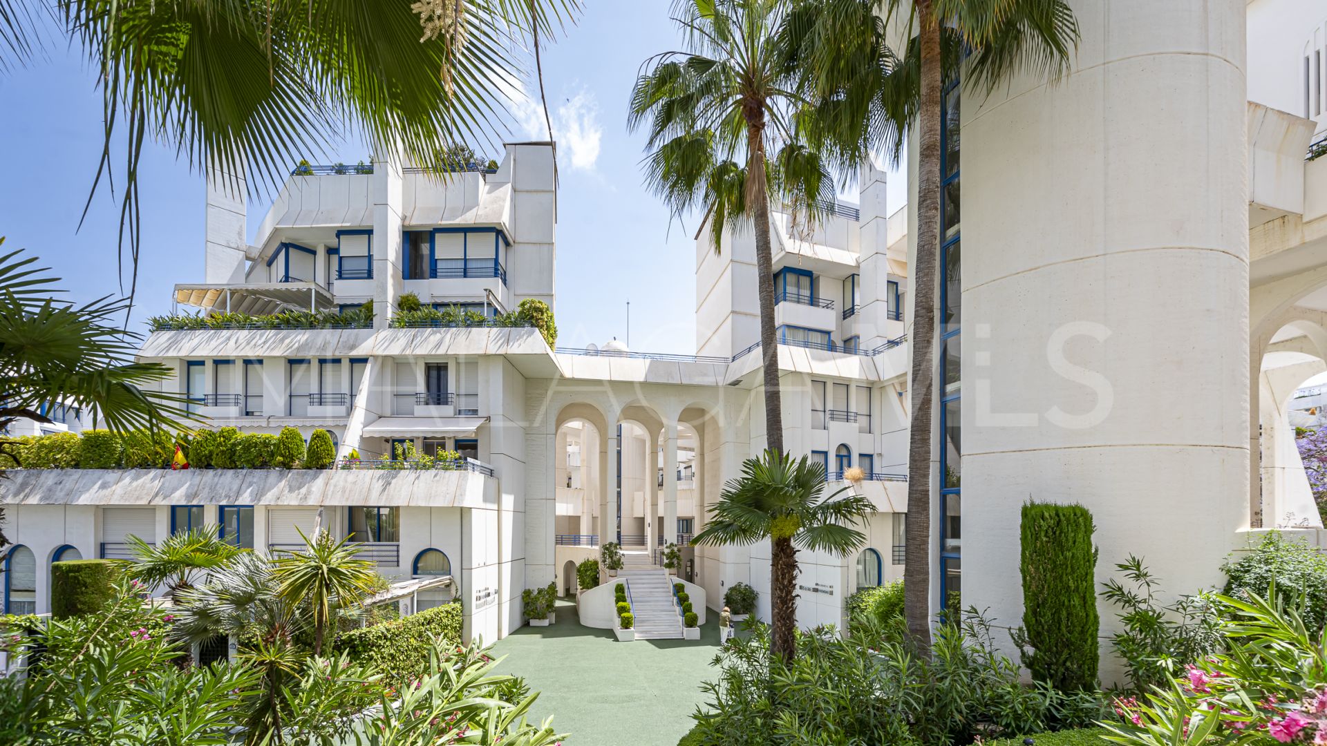 Appartement rez de chaussée for sale in Marbella House