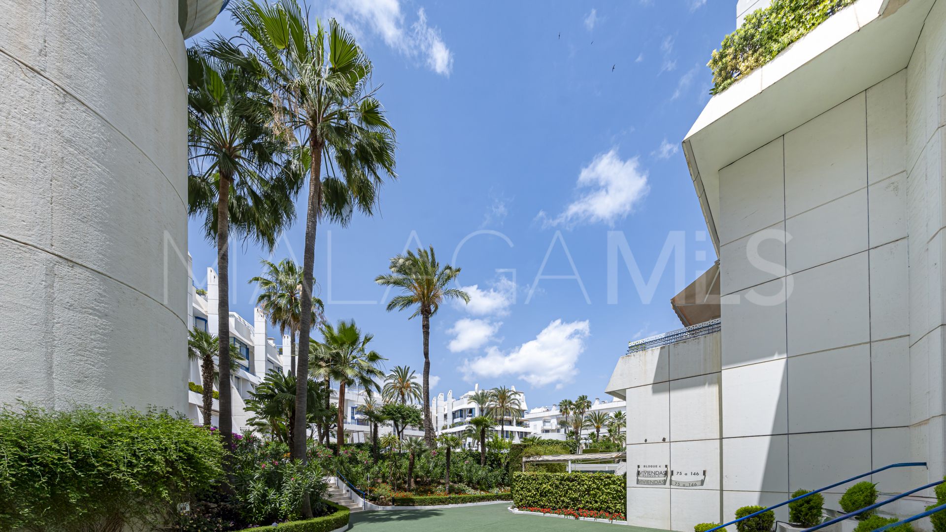 Appartement rez de chaussée for sale in Marbella House