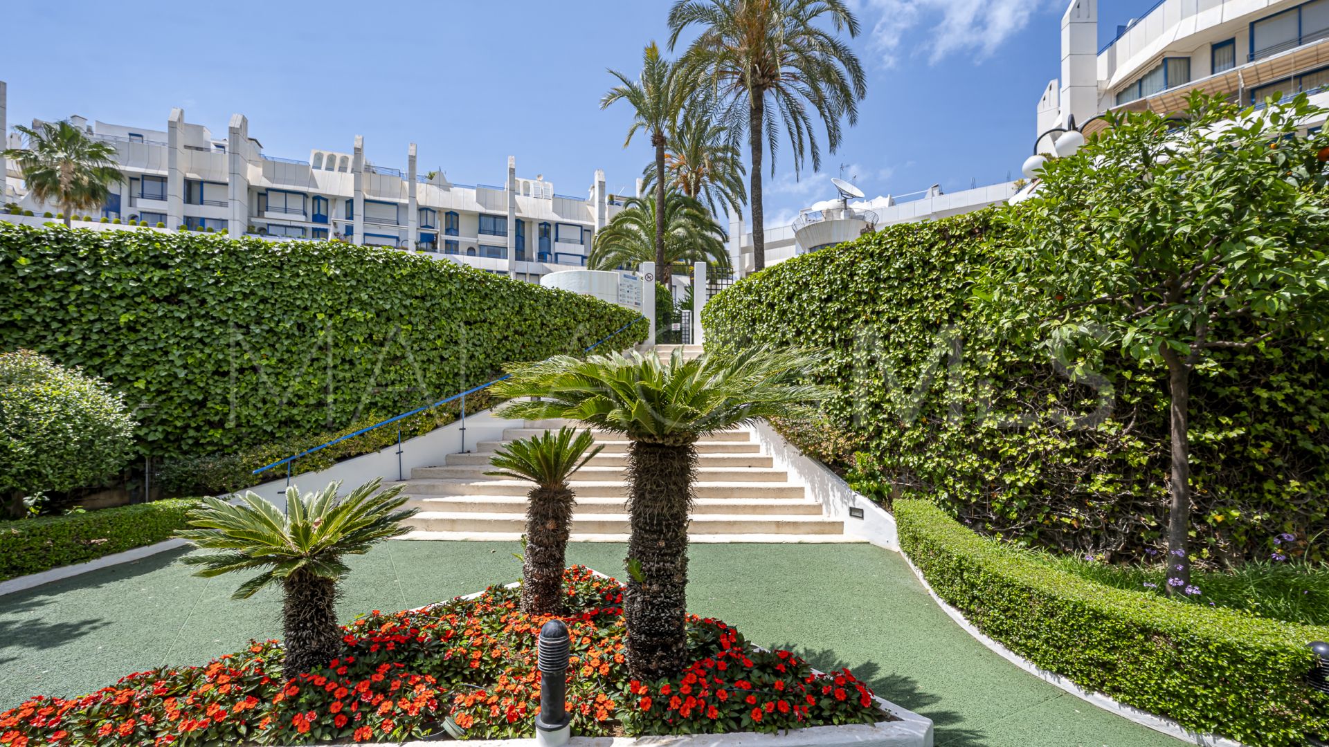 Appartement rez de chaussée for sale in Marbella House