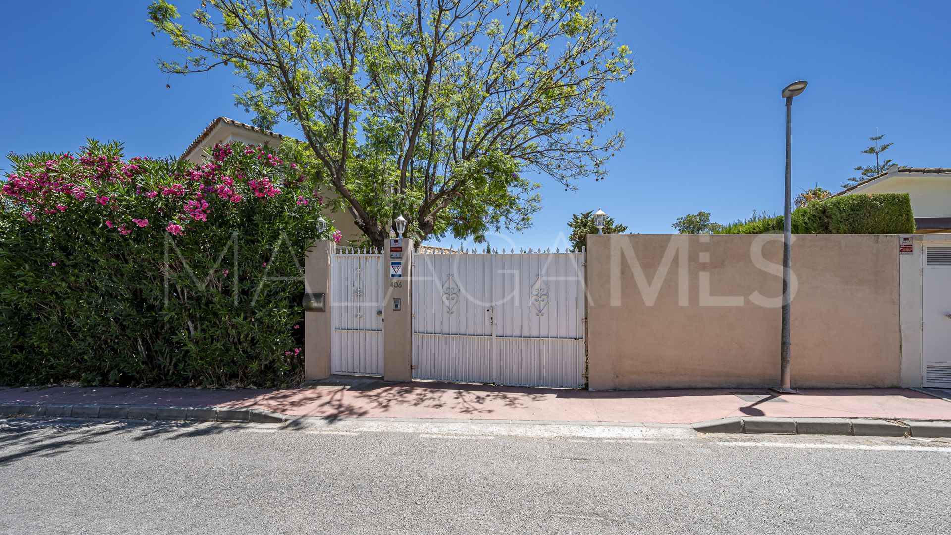 Villa for sale in Guadalmina Alta