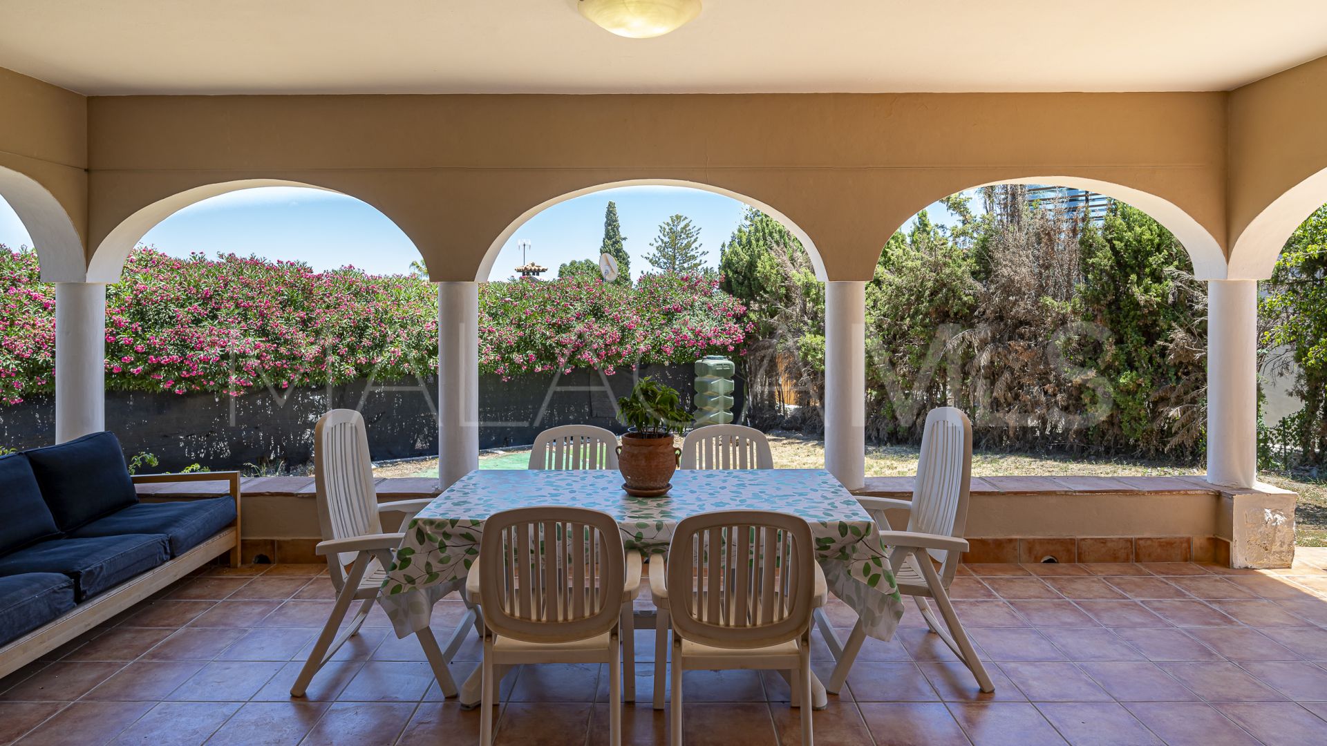 Villa for sale in Guadalmina Alta