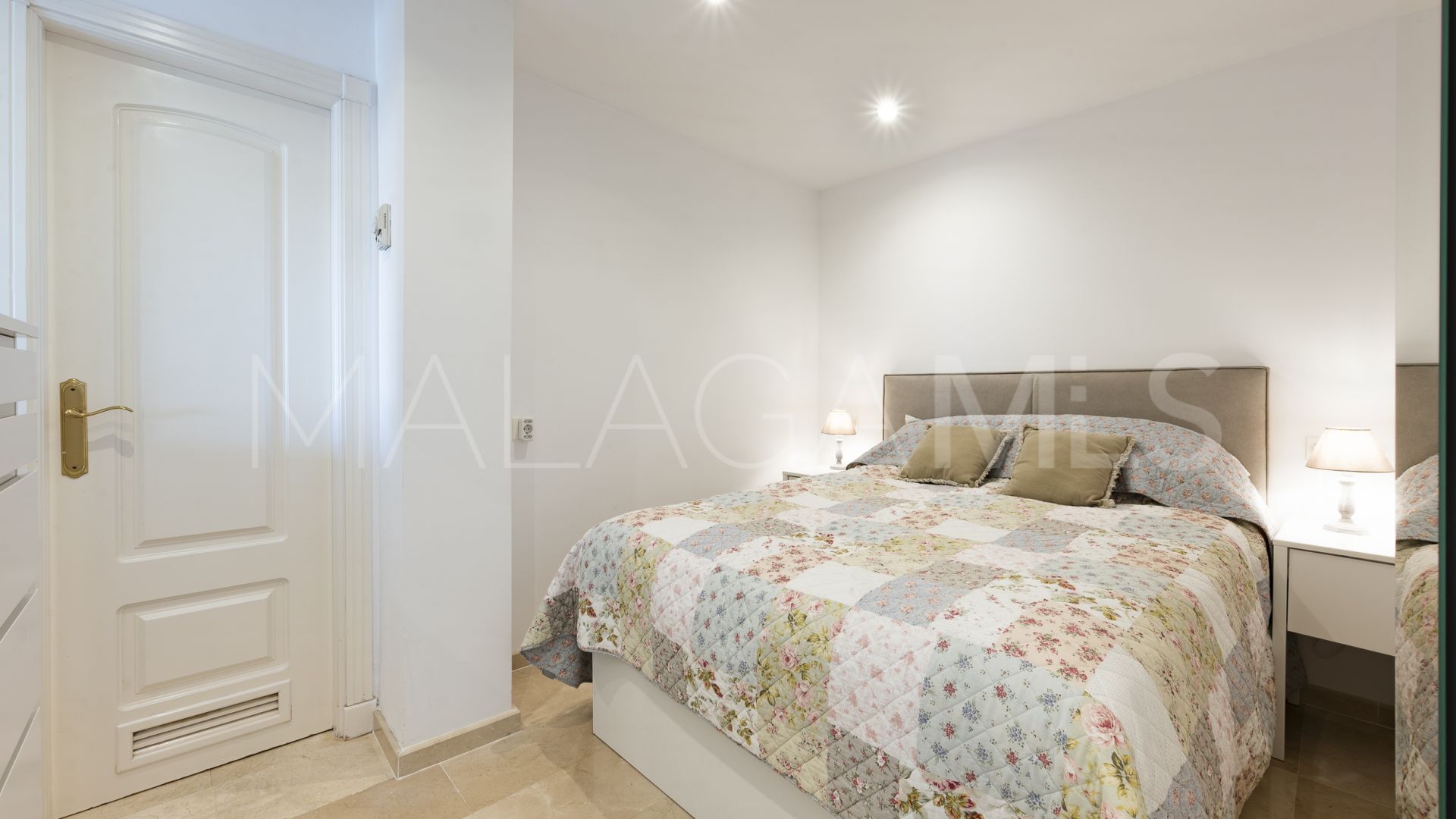 For sale ground floor apartment in Los Monteros Palm Beach with 2 bedrooms