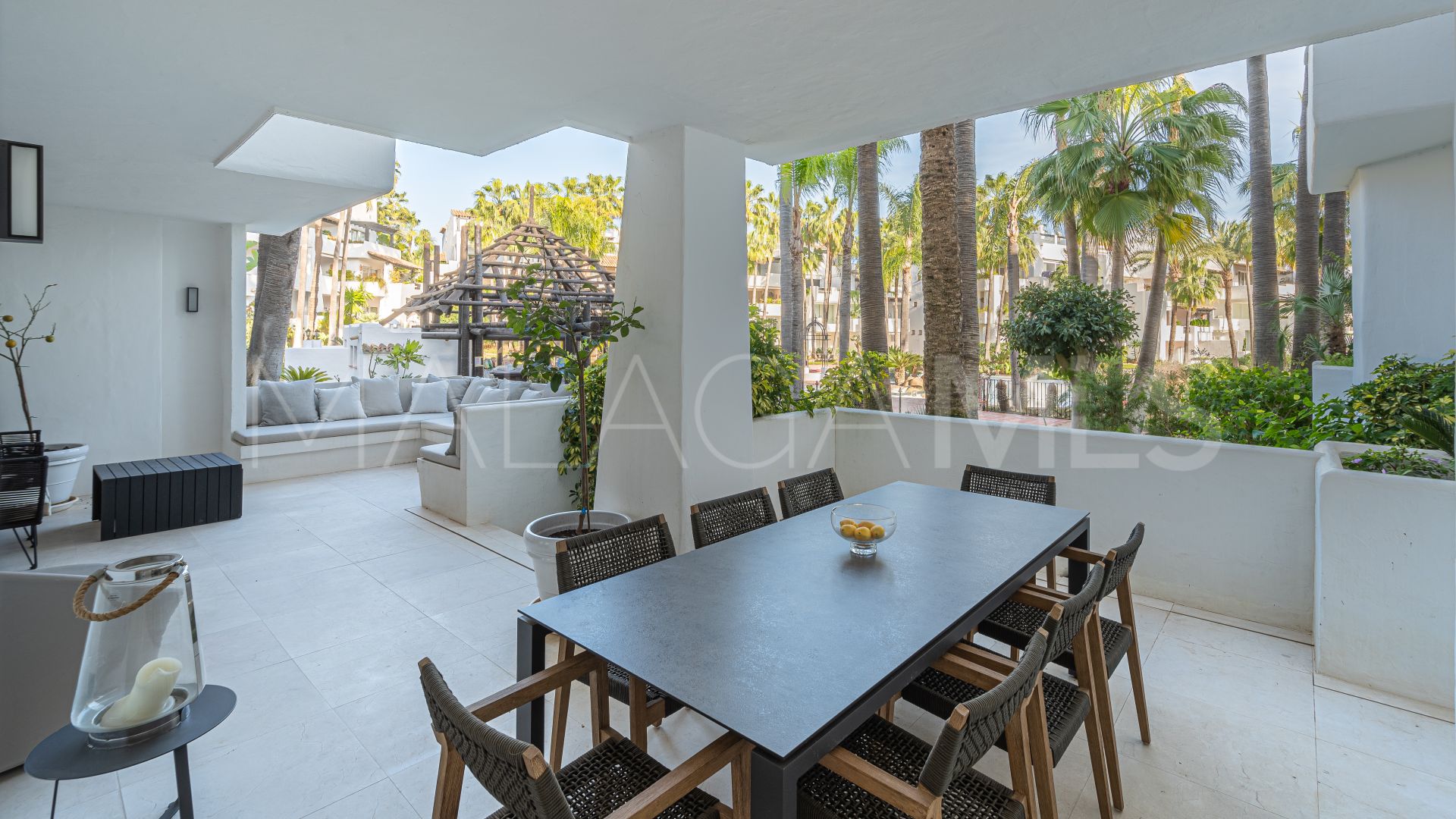 Marina de Puente Romano, apartamento for sale de 3 bedrooms