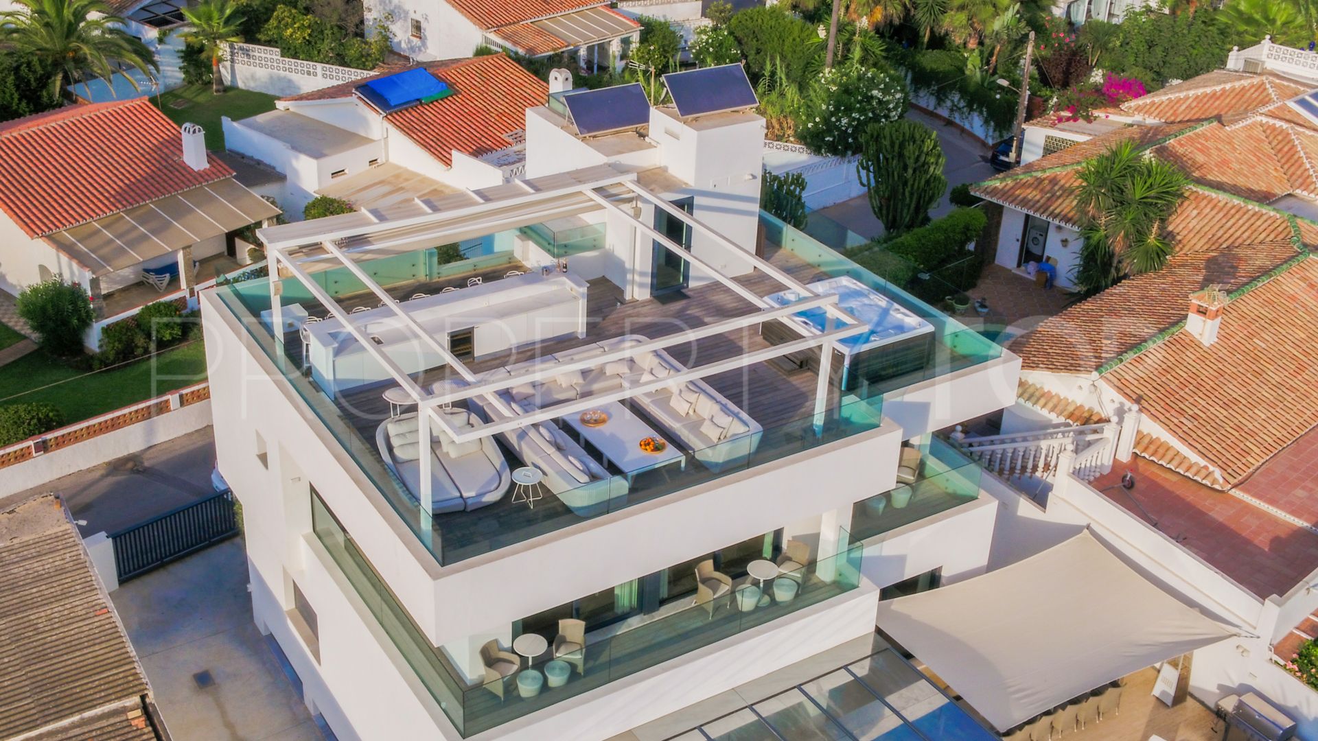 6 bedrooms villa in Costabella for sale