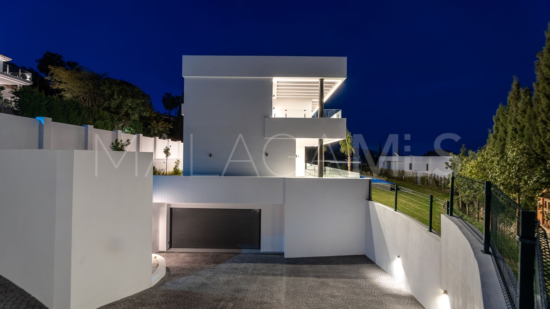 Villa for sale in Paraiso Alto