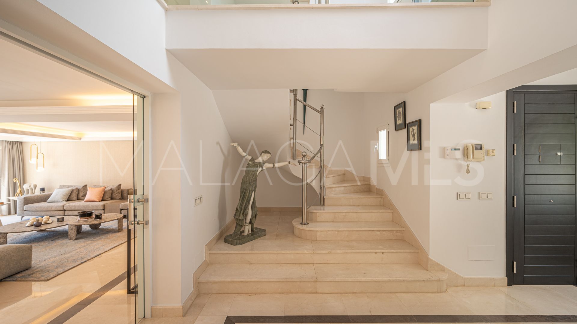 Altos Reales villa for sale