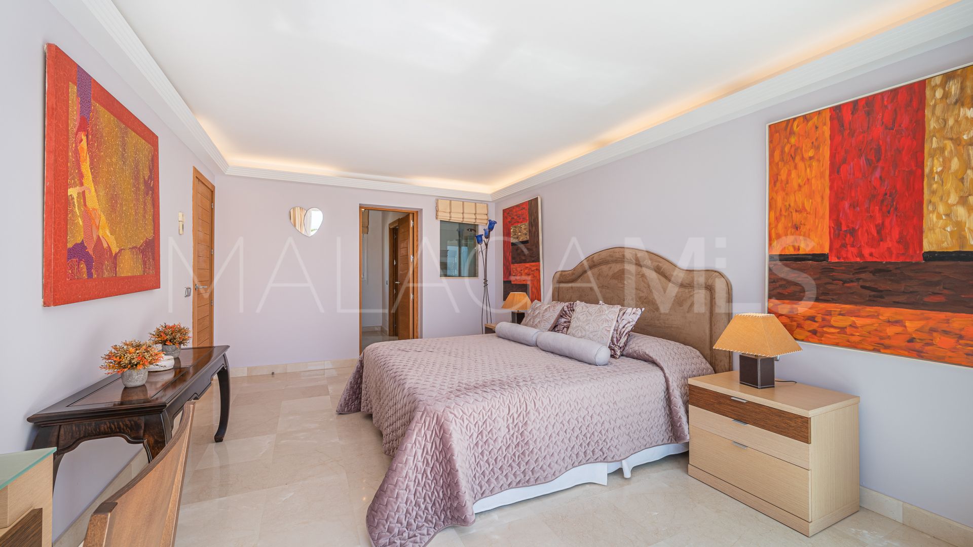 Altos Reales villa for sale