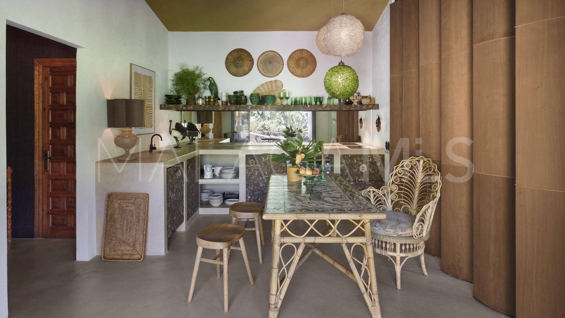 Villa for sale in Los Monteros Playa