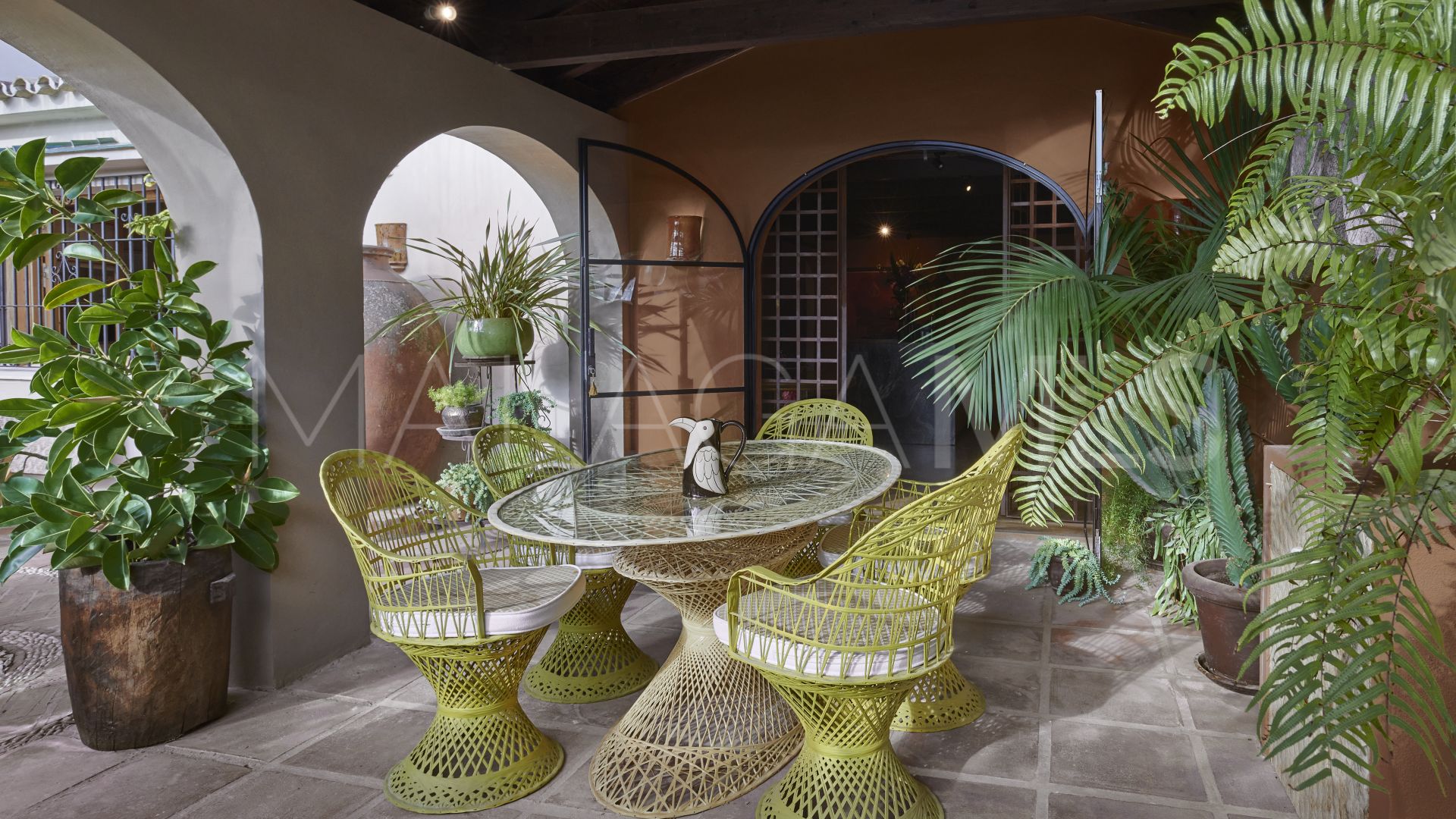 Villa for sale in Los Monteros Playa
