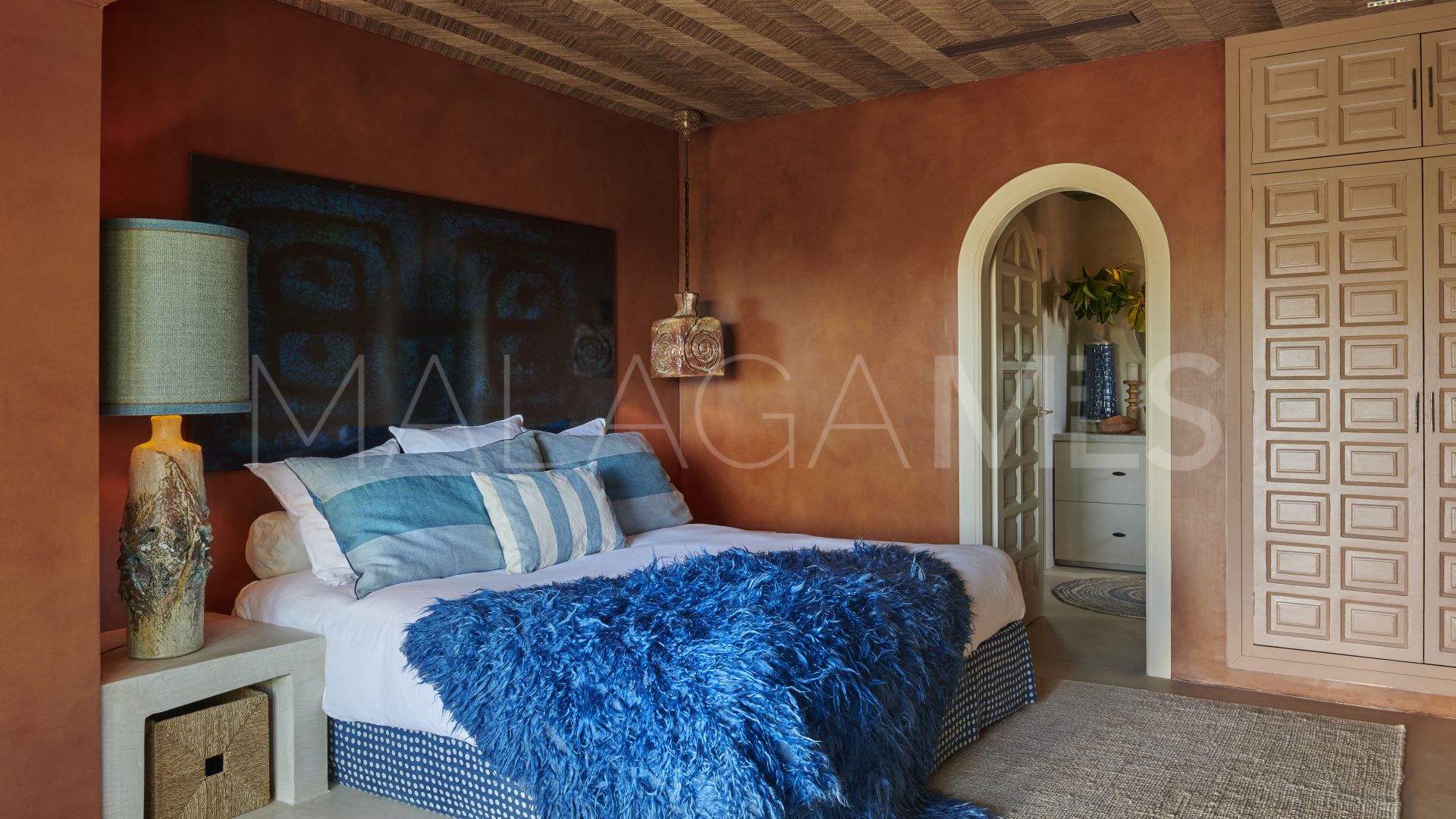 Villa for sale in Los Monteros Playa