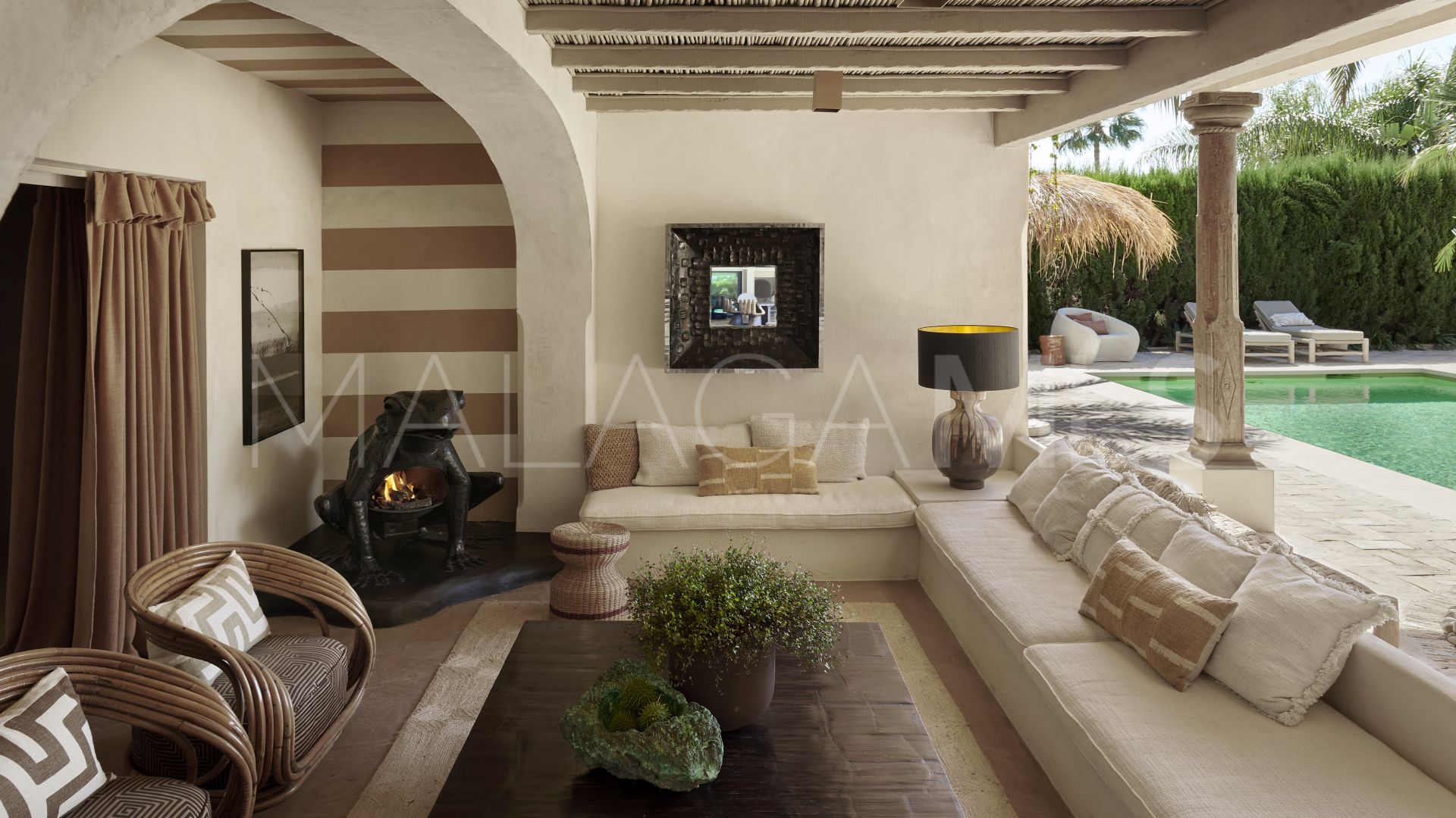 Villa for sale in Los Monteros Playa