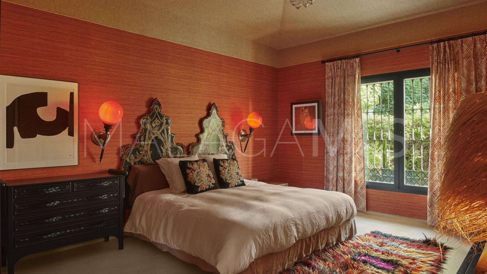 Villa for sale in Los Monteros Playa