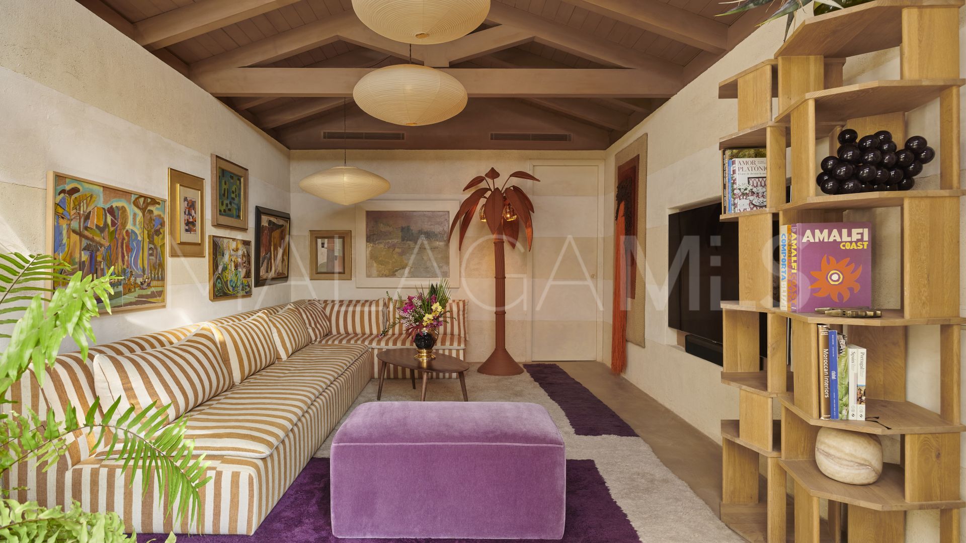 Villa for sale in Los Monteros Playa
