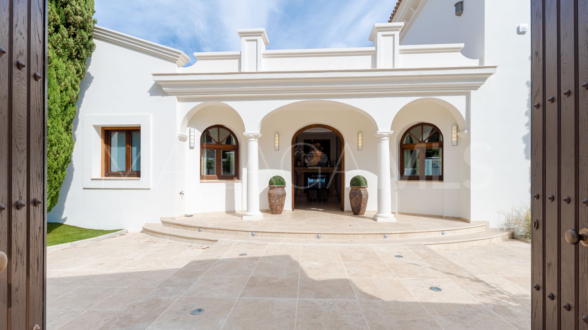 Villa for sale in El Herrojo