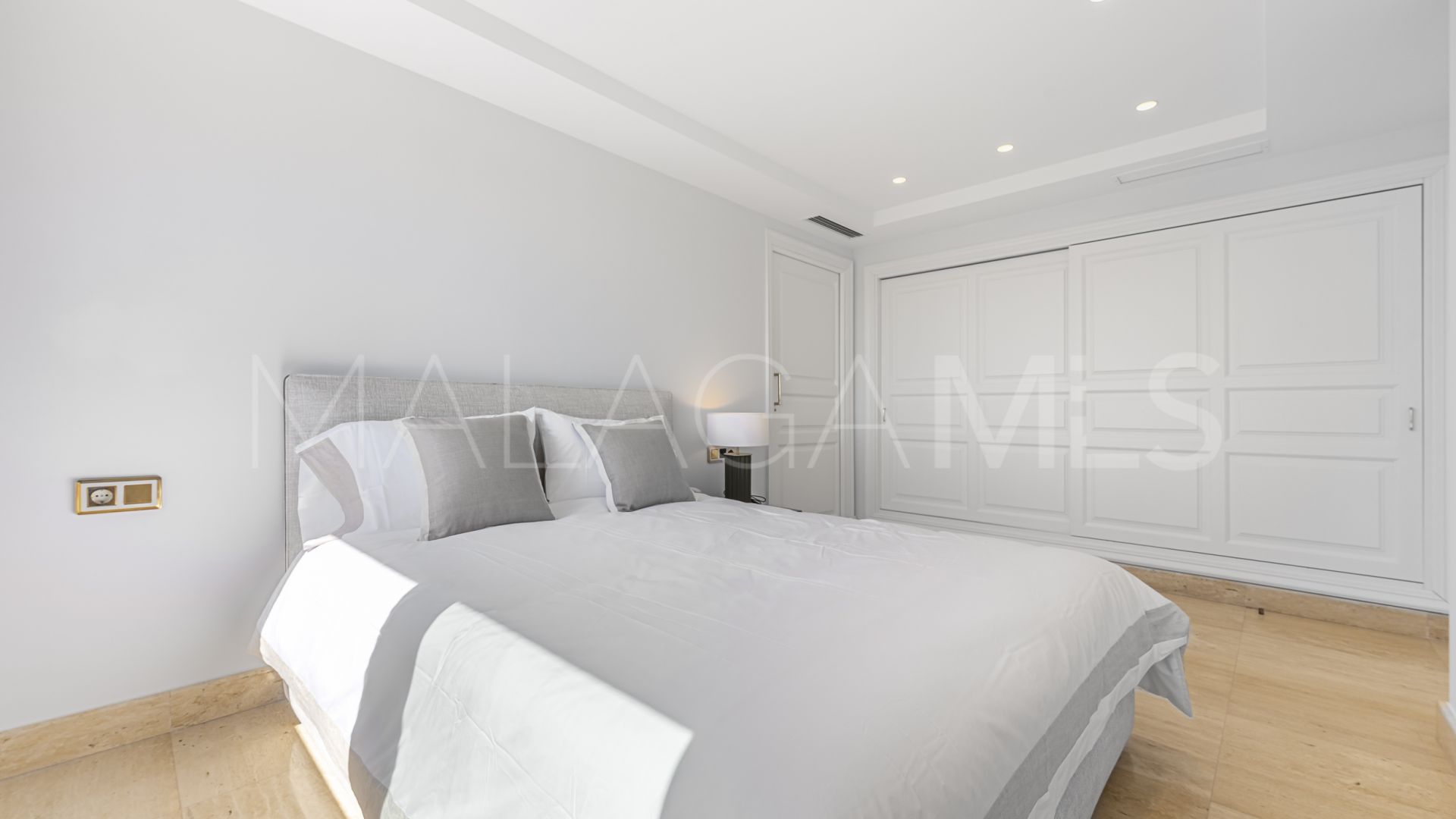 Villa for sale in El Herrojo
