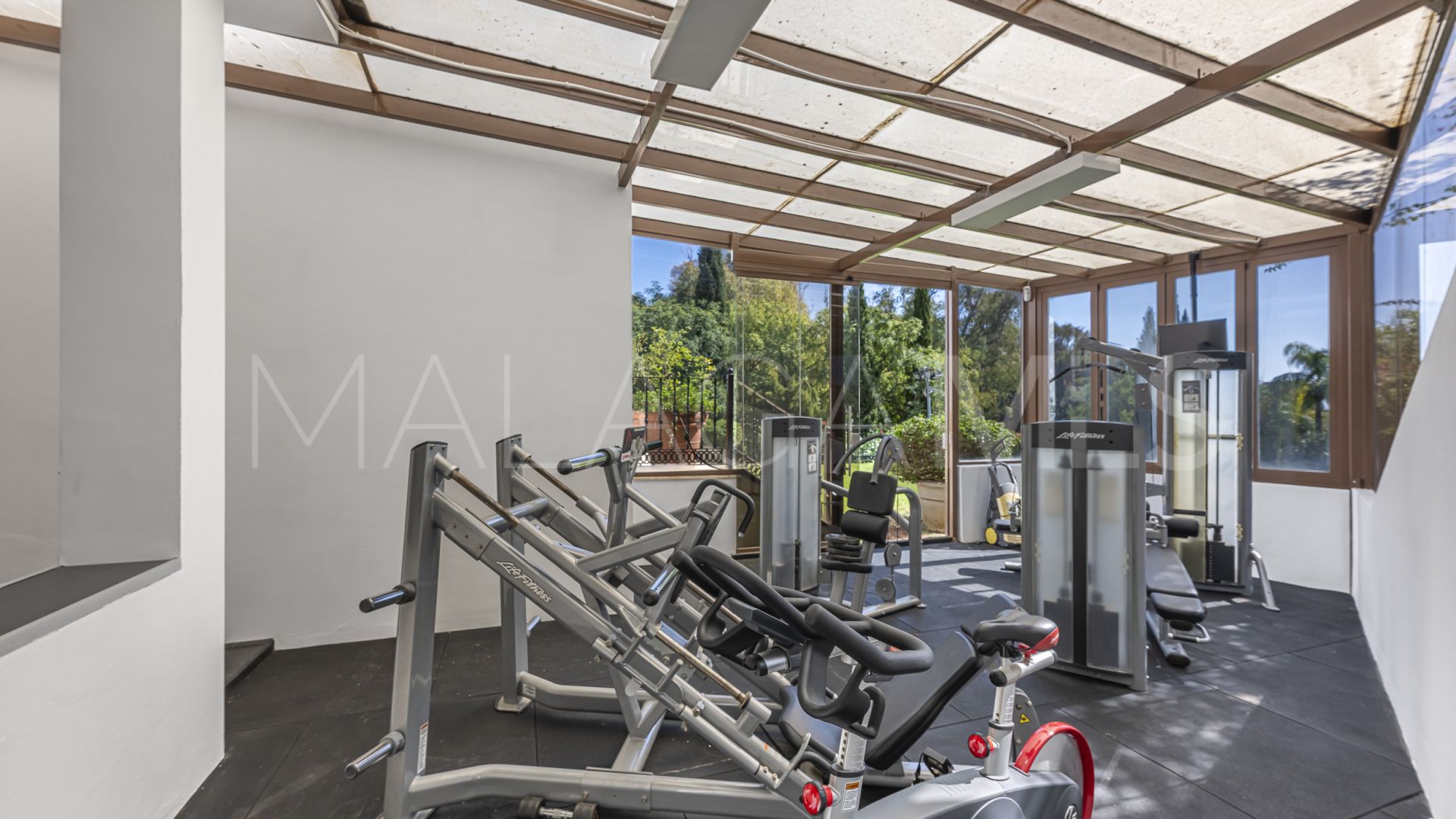 Villa for sale in El Herrojo