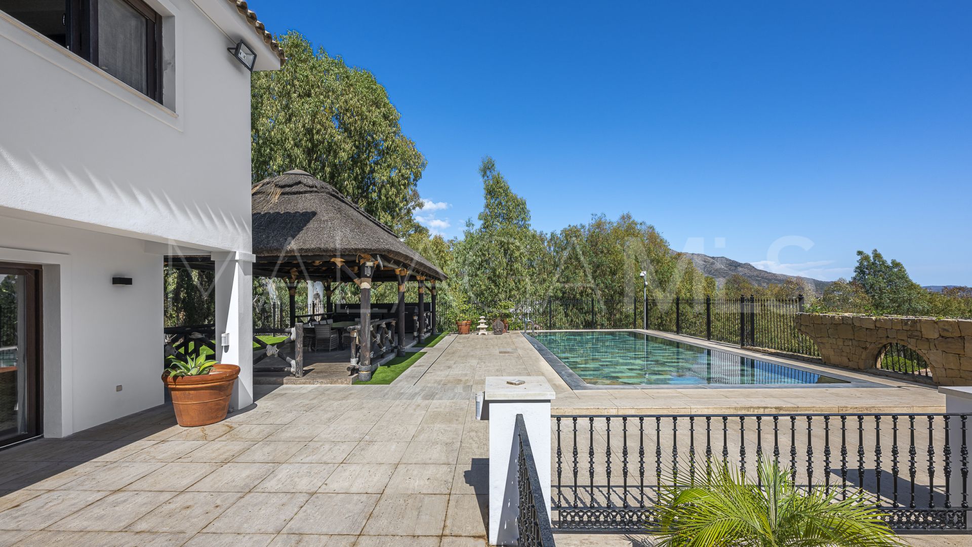 Villa for sale in El Herrojo