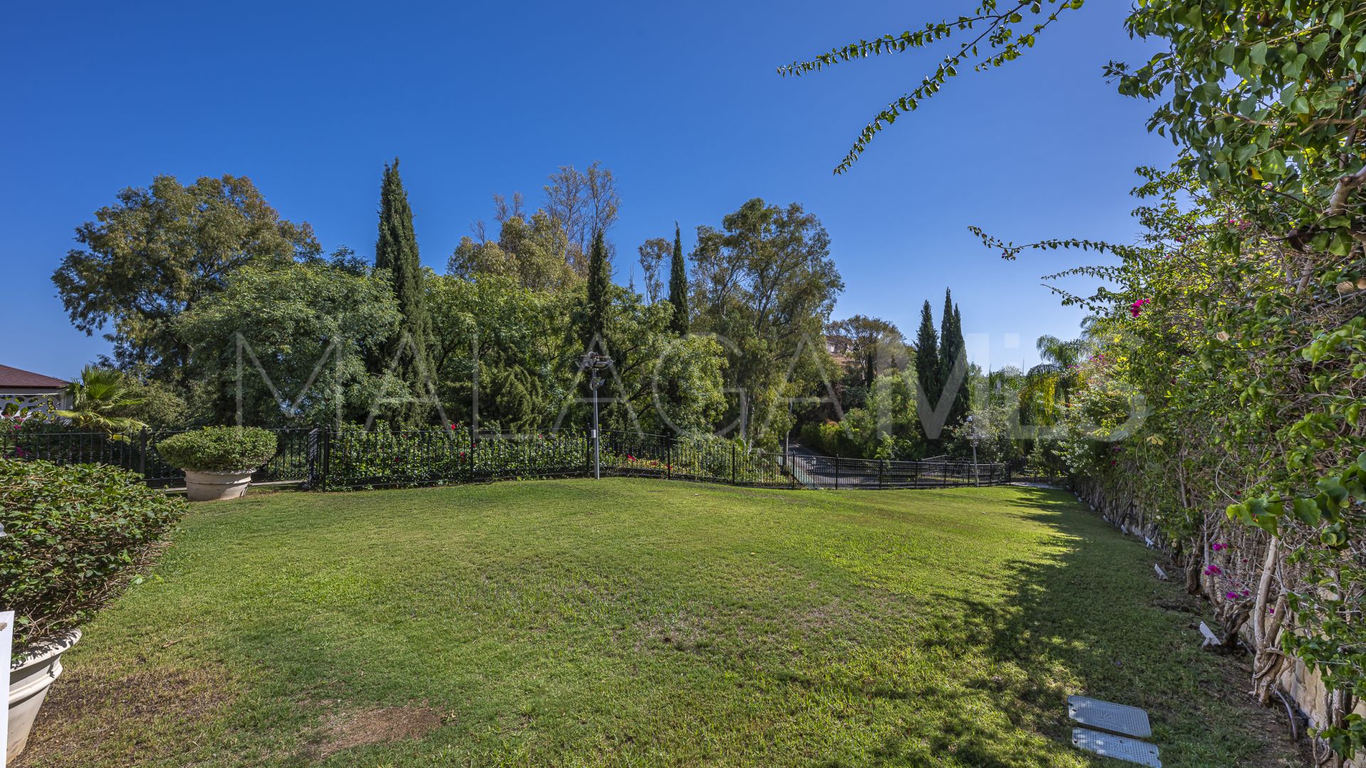 Villa for sale in El Herrojo