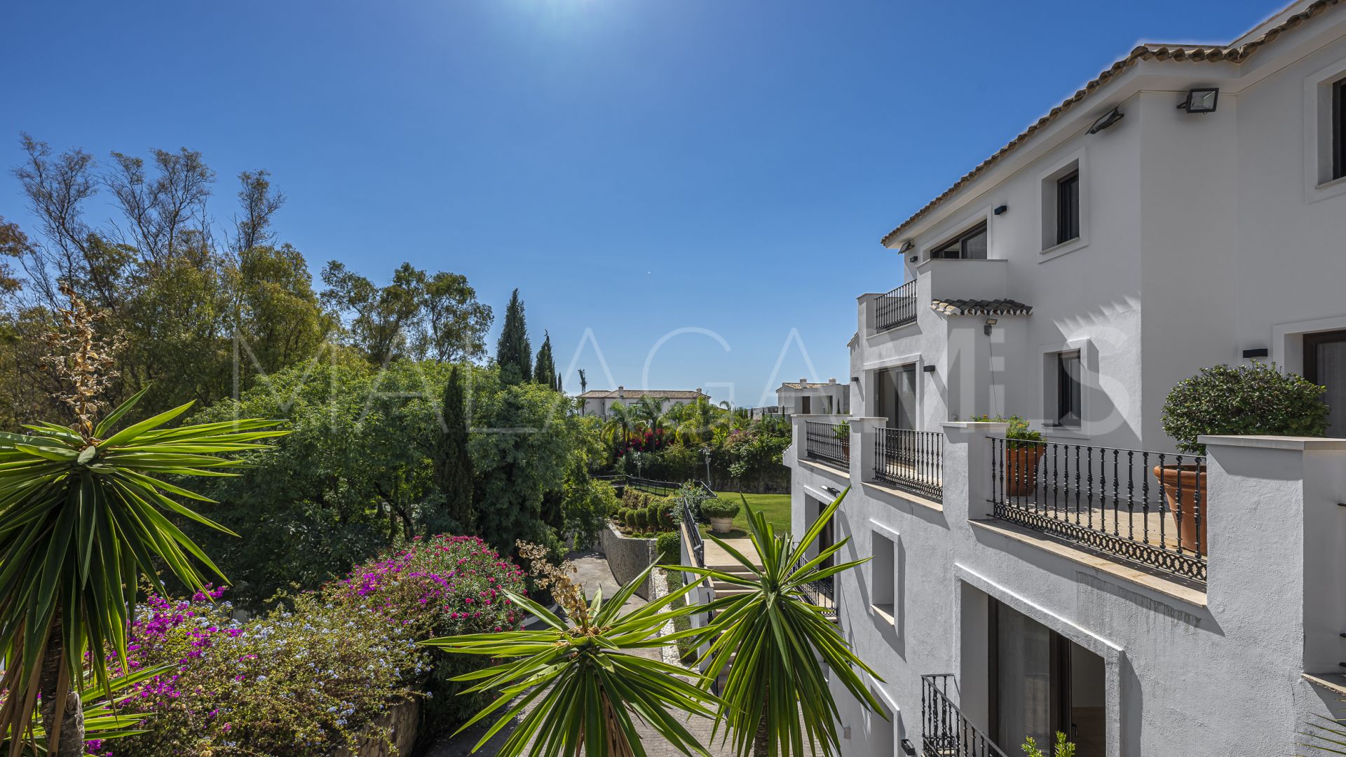 Villa for sale in El Herrojo