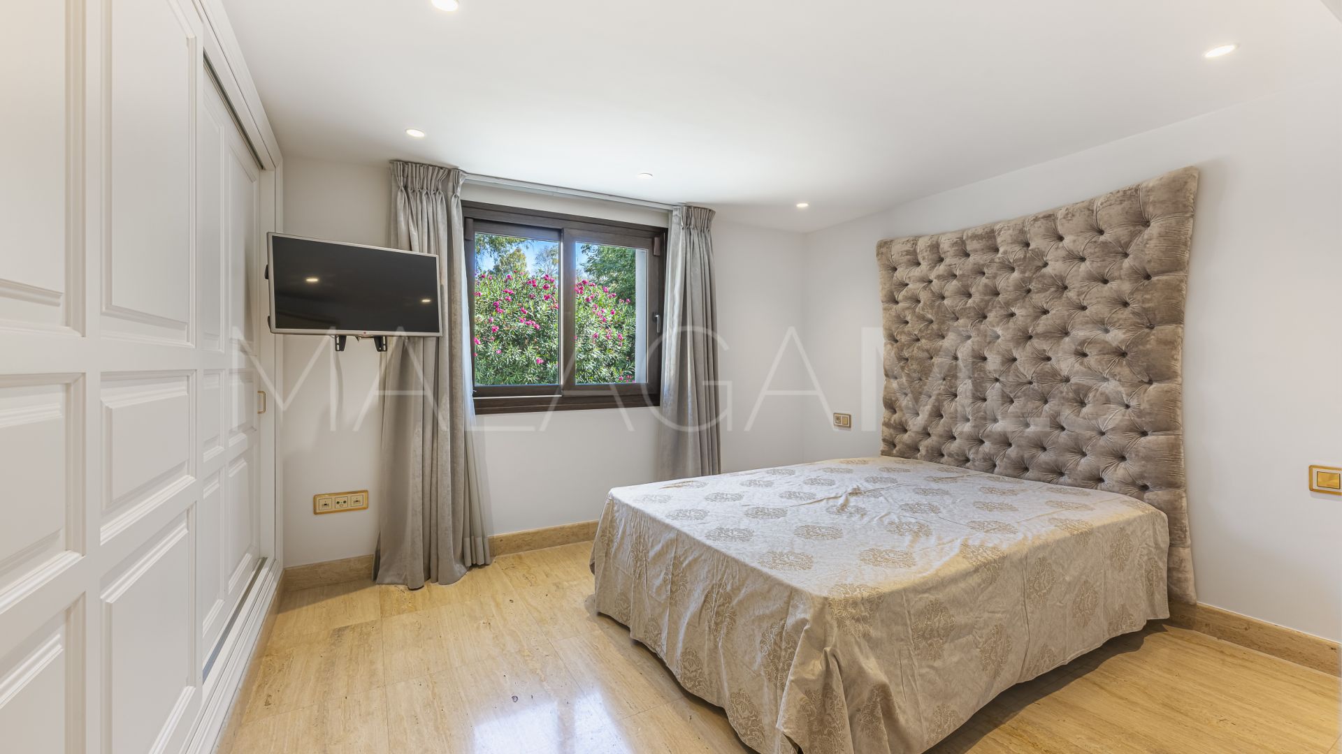 Villa for sale in El Herrojo
