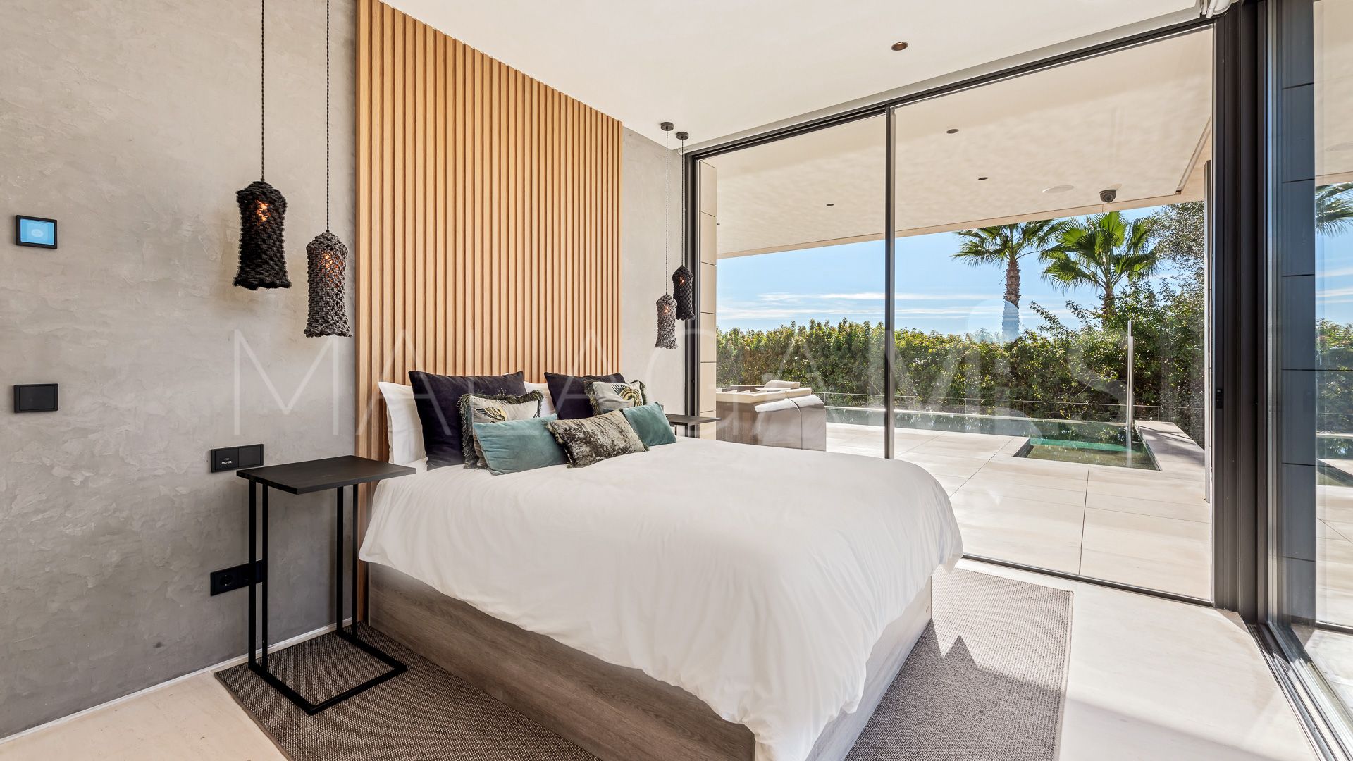 Villa for sale in Marbella Golden Mile