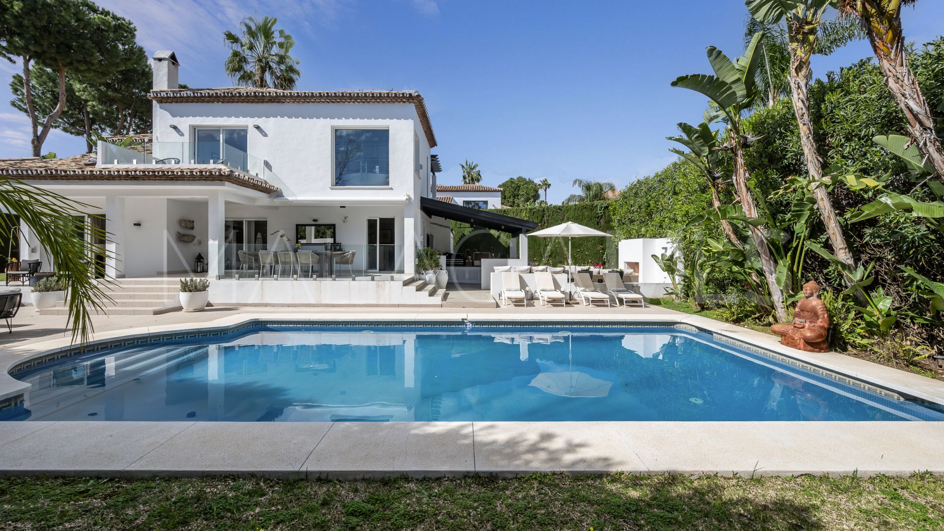 4 bedrooms villa for sale in Marbella Country Club