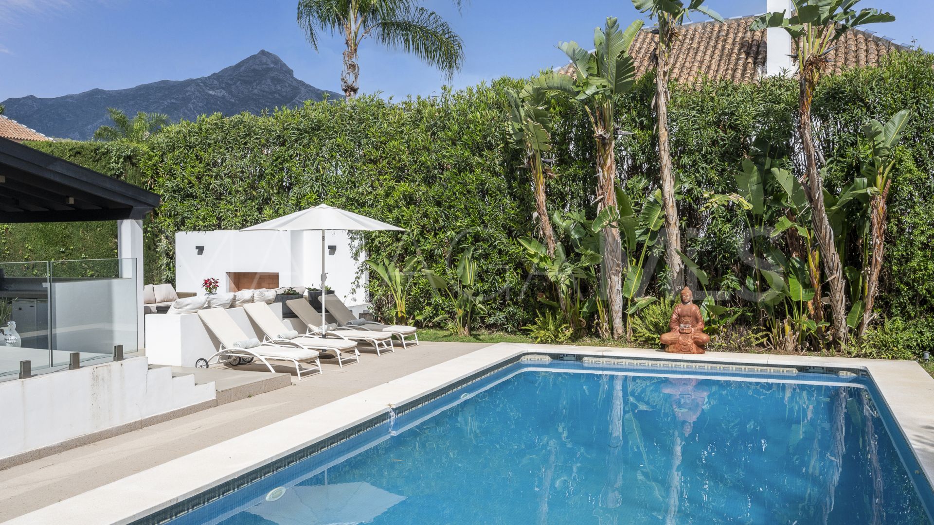 Villa for sale in Marbella Country Club