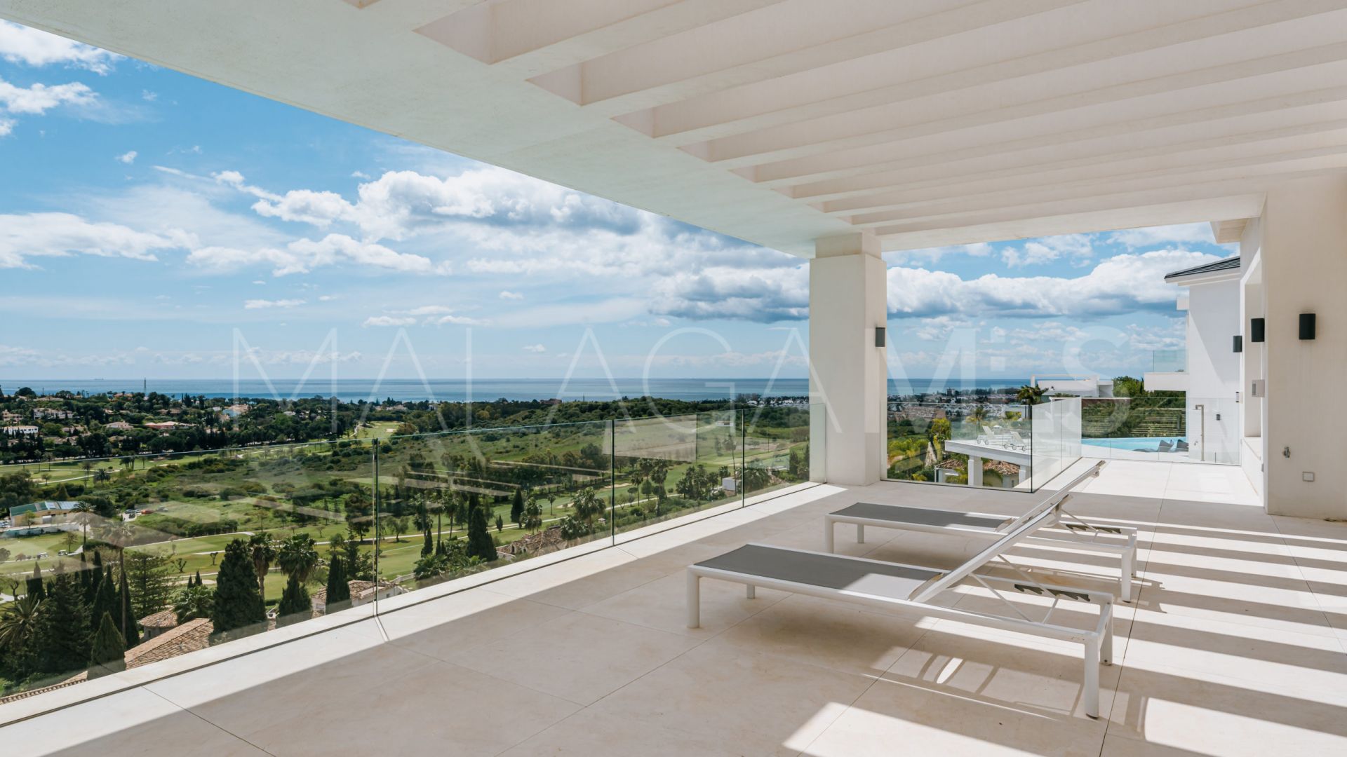 Villa for sale in Paraiso Alto