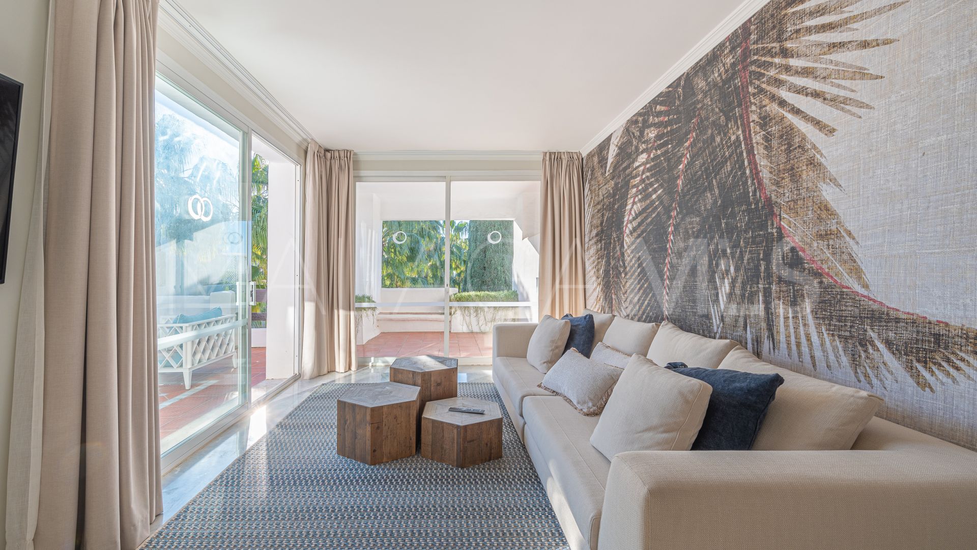 Buy duplex penthouse in Marina Puente Romano