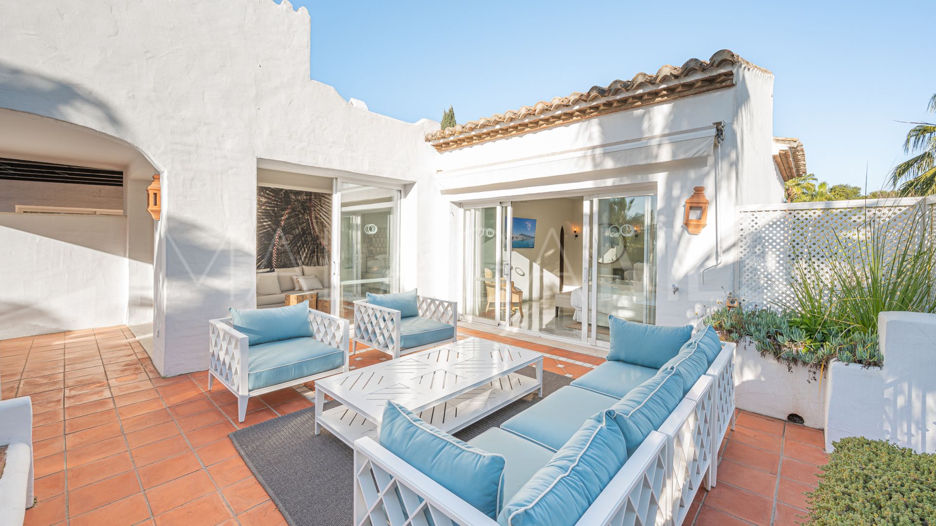 Buy duplex penthouse in Marina Puente Romano