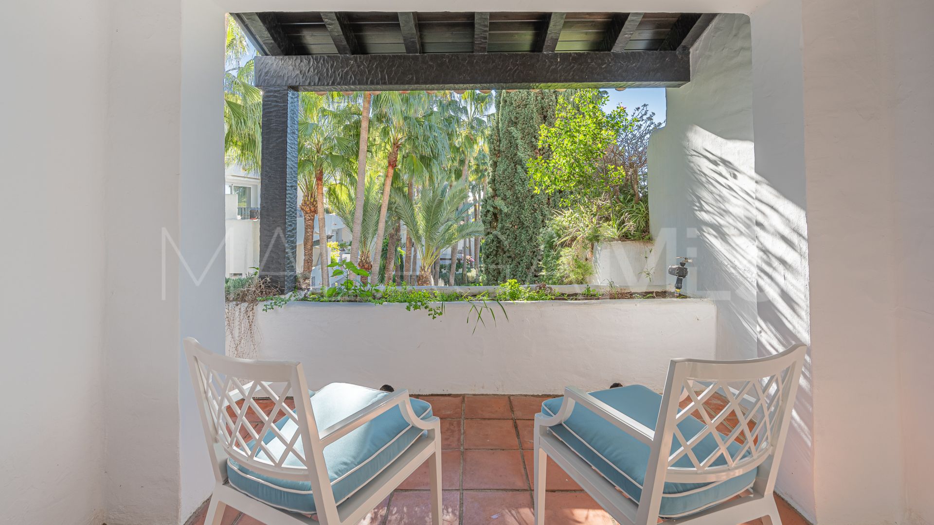 Buy duplex penthouse in Marina Puente Romano